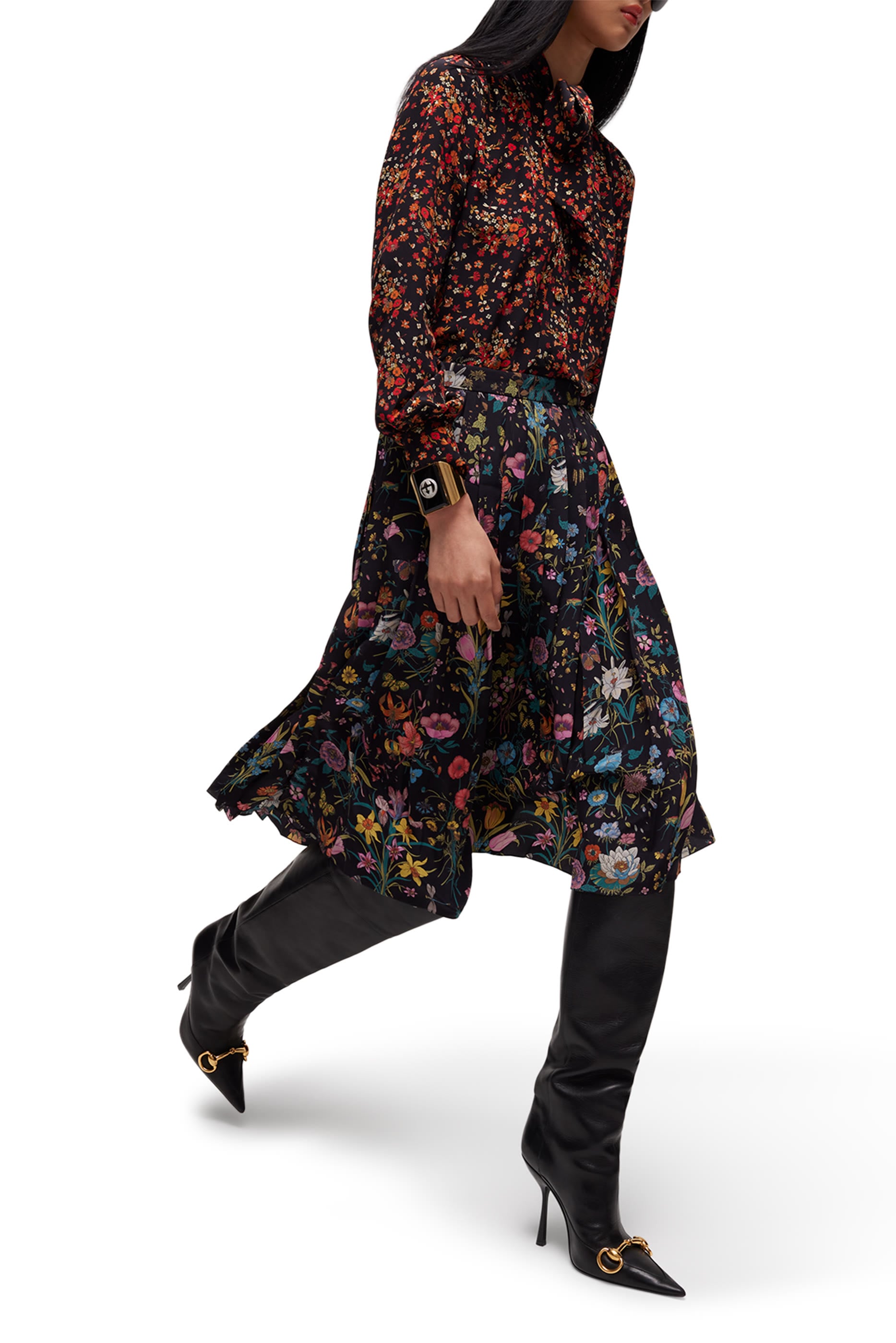 تنورة متوسطة الطول بطبعة أزهار بالكامل