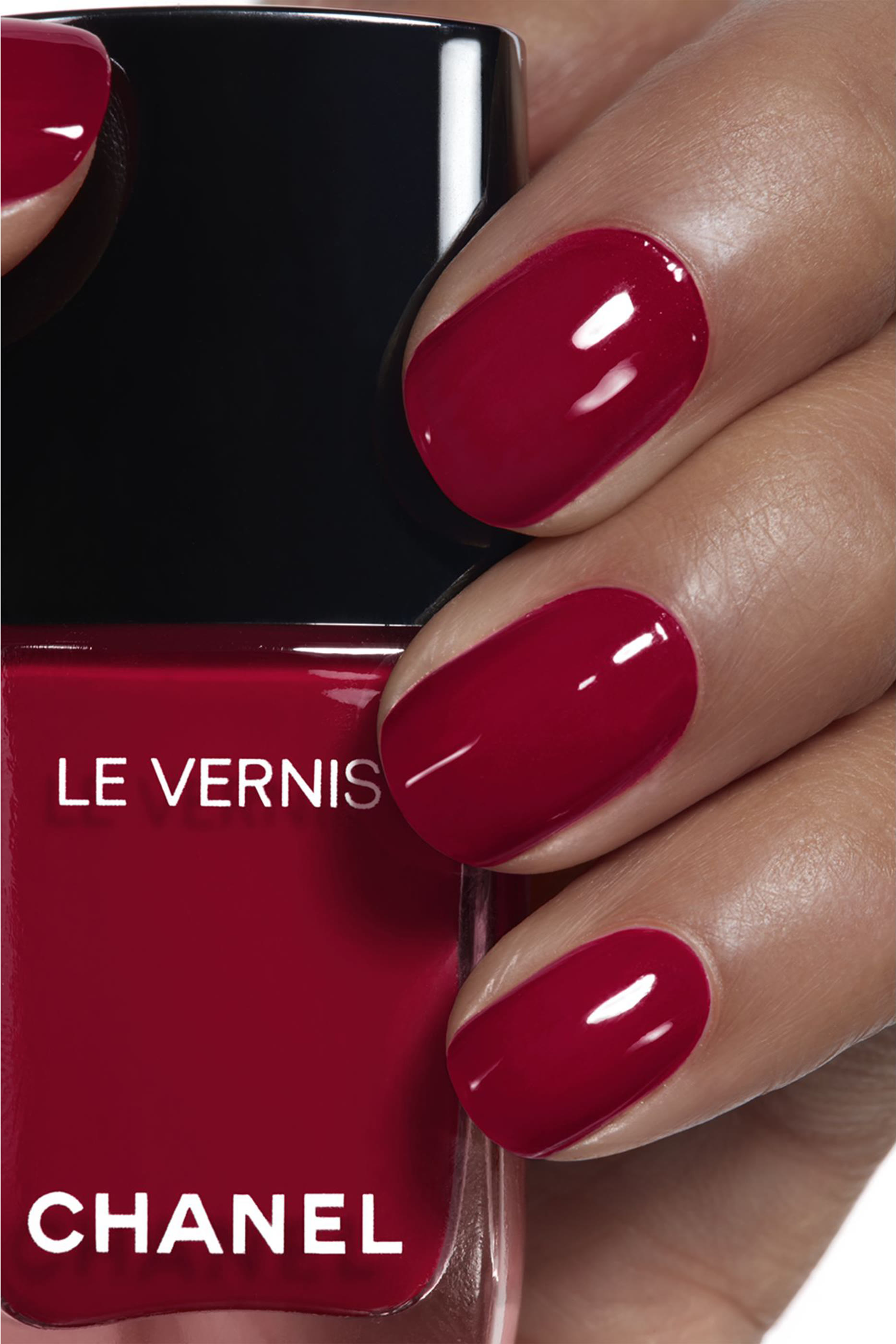 طلاء أظافر Chanel LE VERNIS