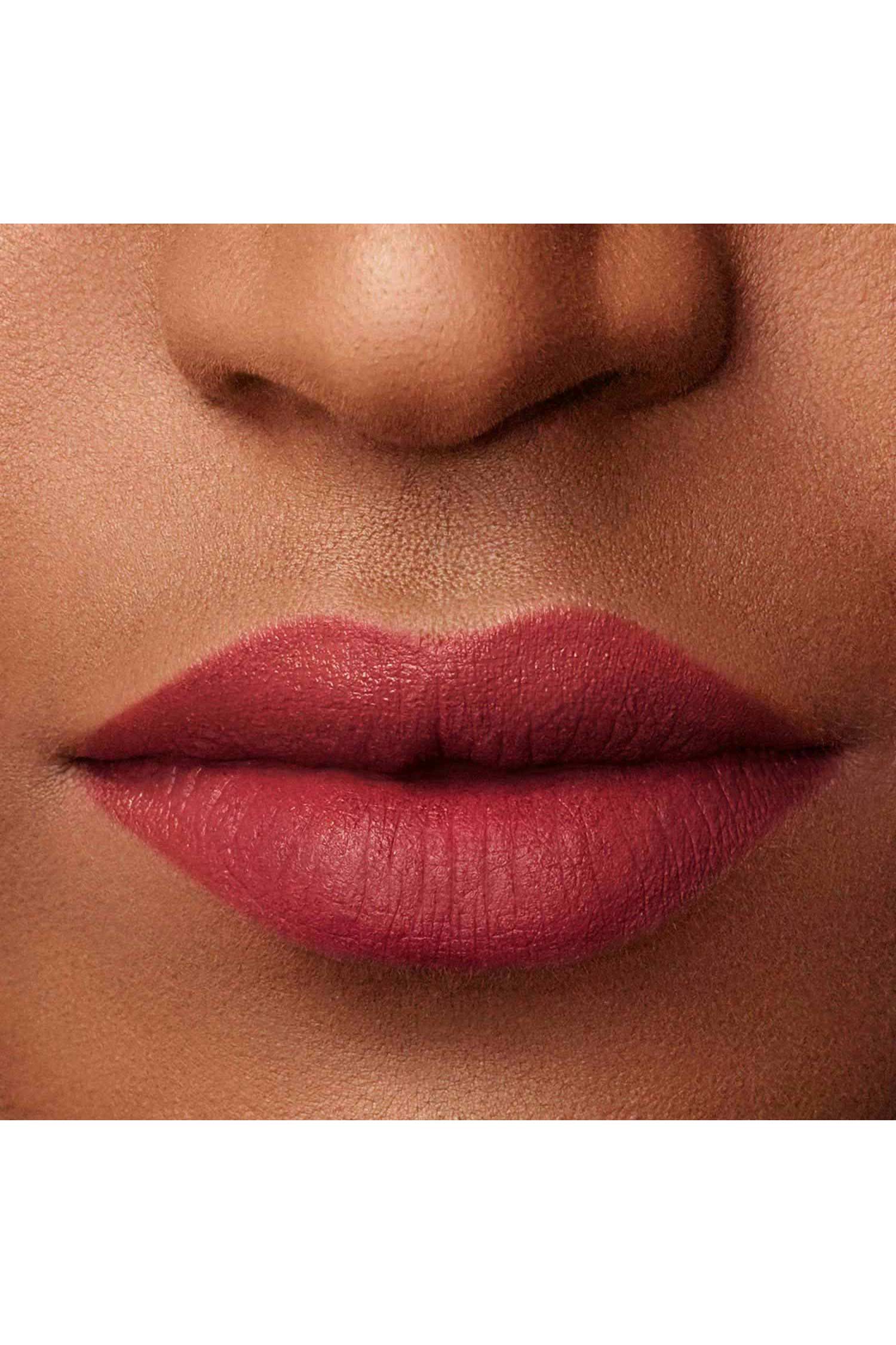 أحمر شفاه سائل ليب مايسترو