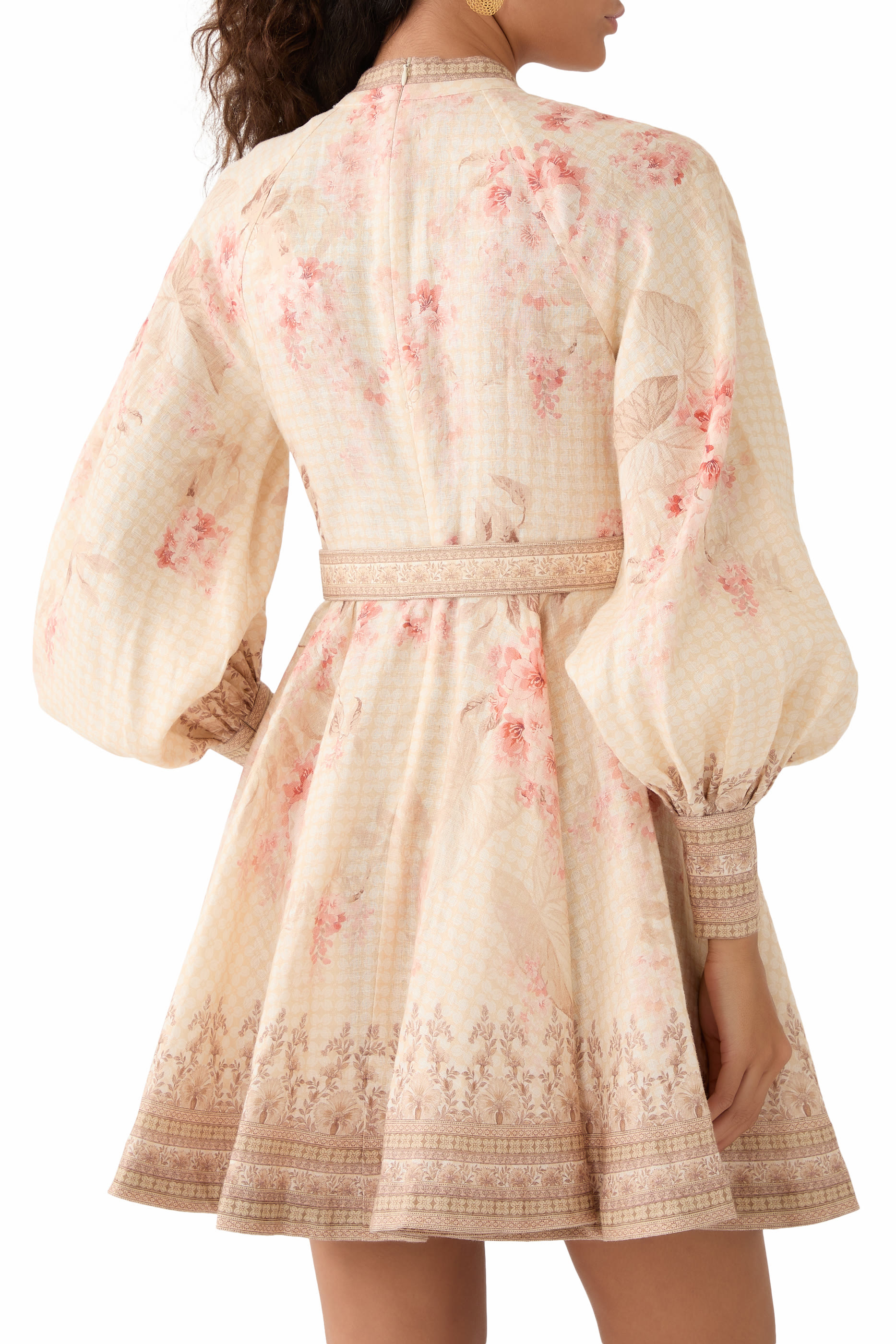 فستان قصير إيلومينيت بأزرار