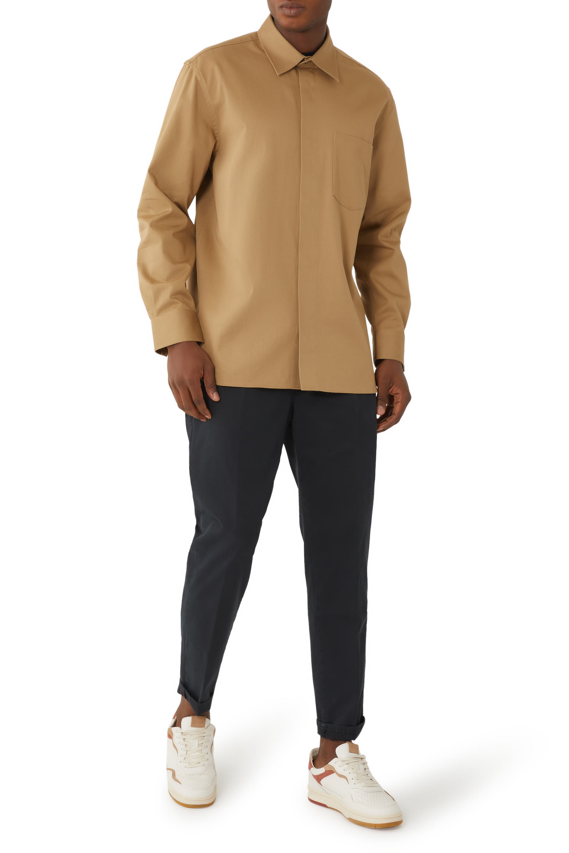 بنطال مطاطي بقصة ضيقة