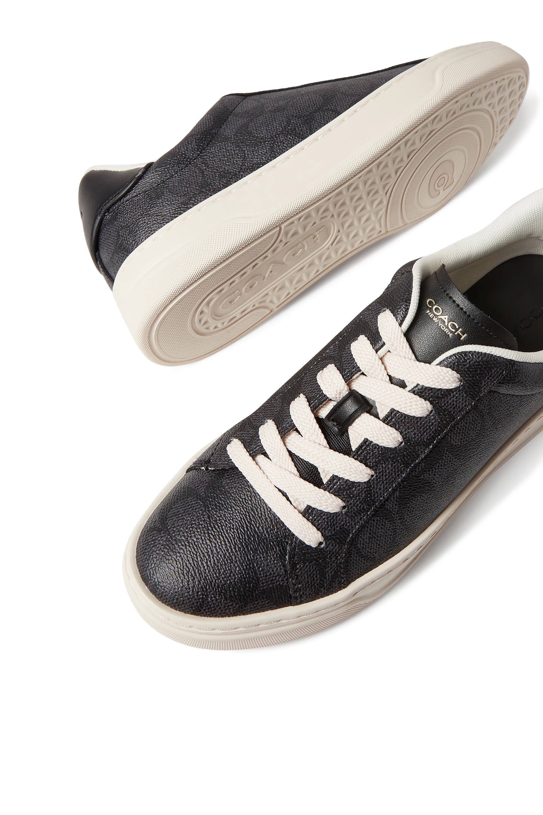 سنيكرز هاي لاين