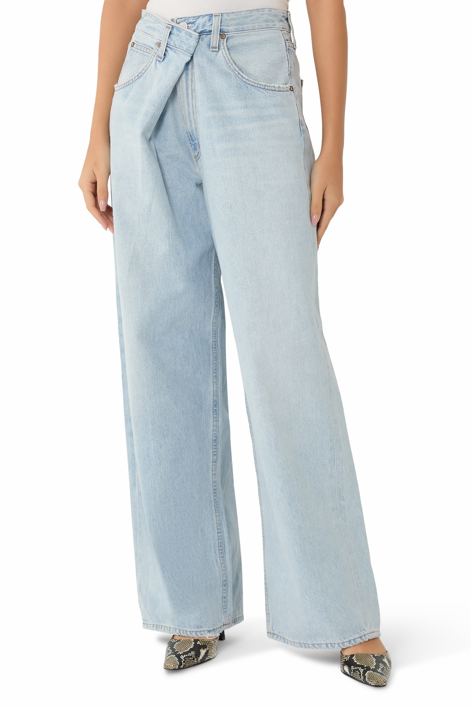 بنطال جينز فانا بتفاصيل مطوية