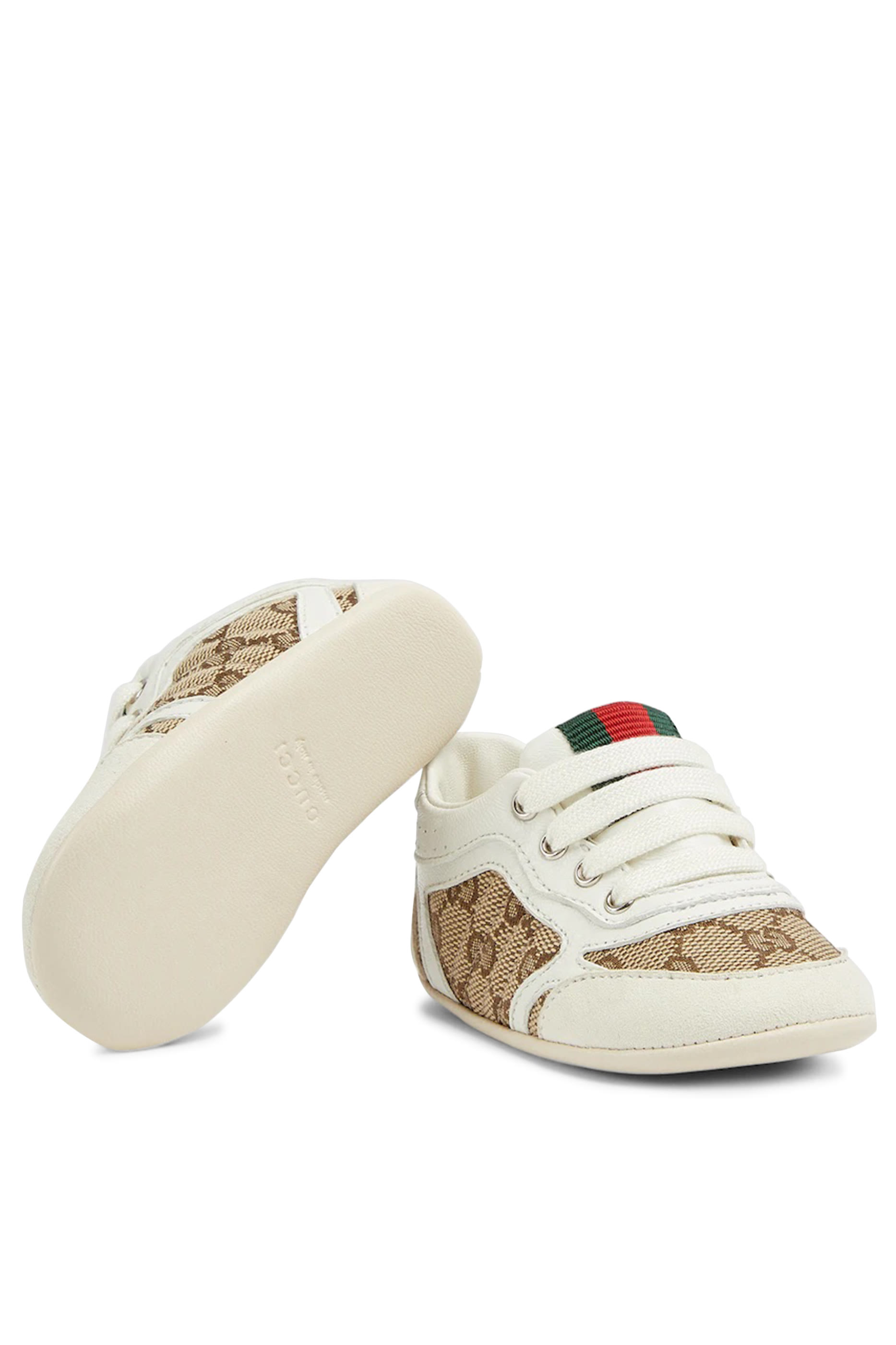 سنيكرز ري-ويب للأطفال