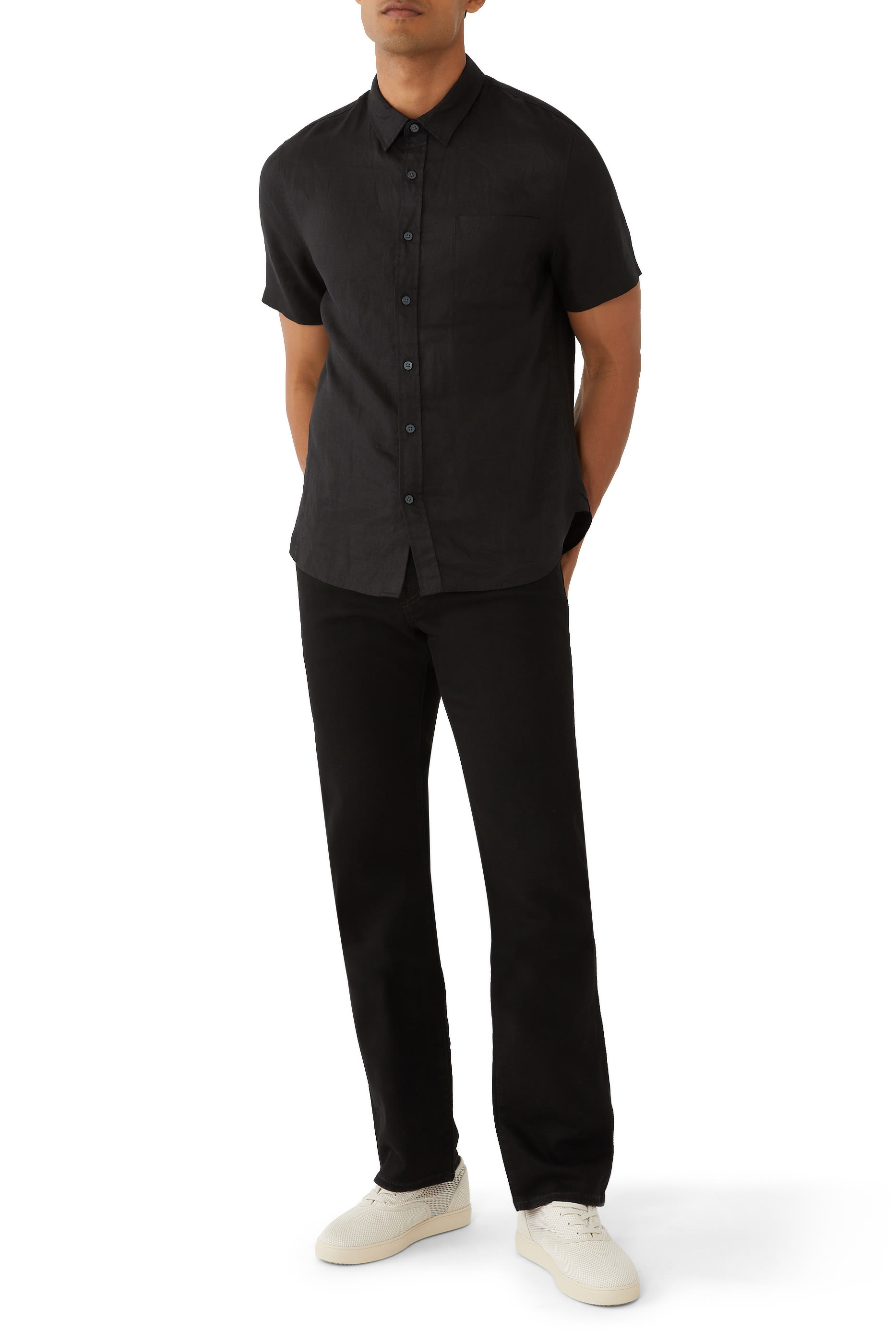 بنطال جينز بقصة ساق مستقيمة