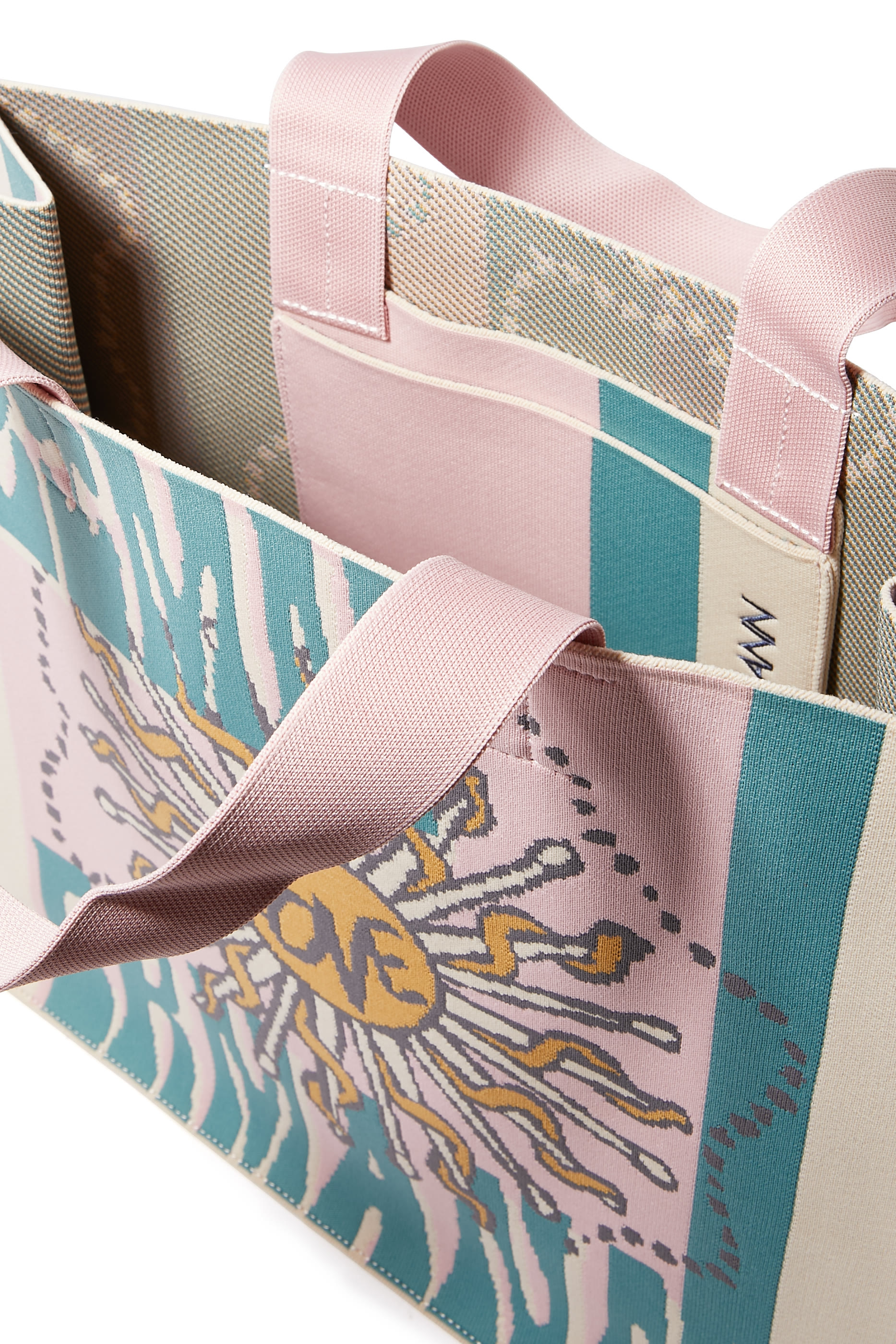 حقيبة يد كبيرة جاكار