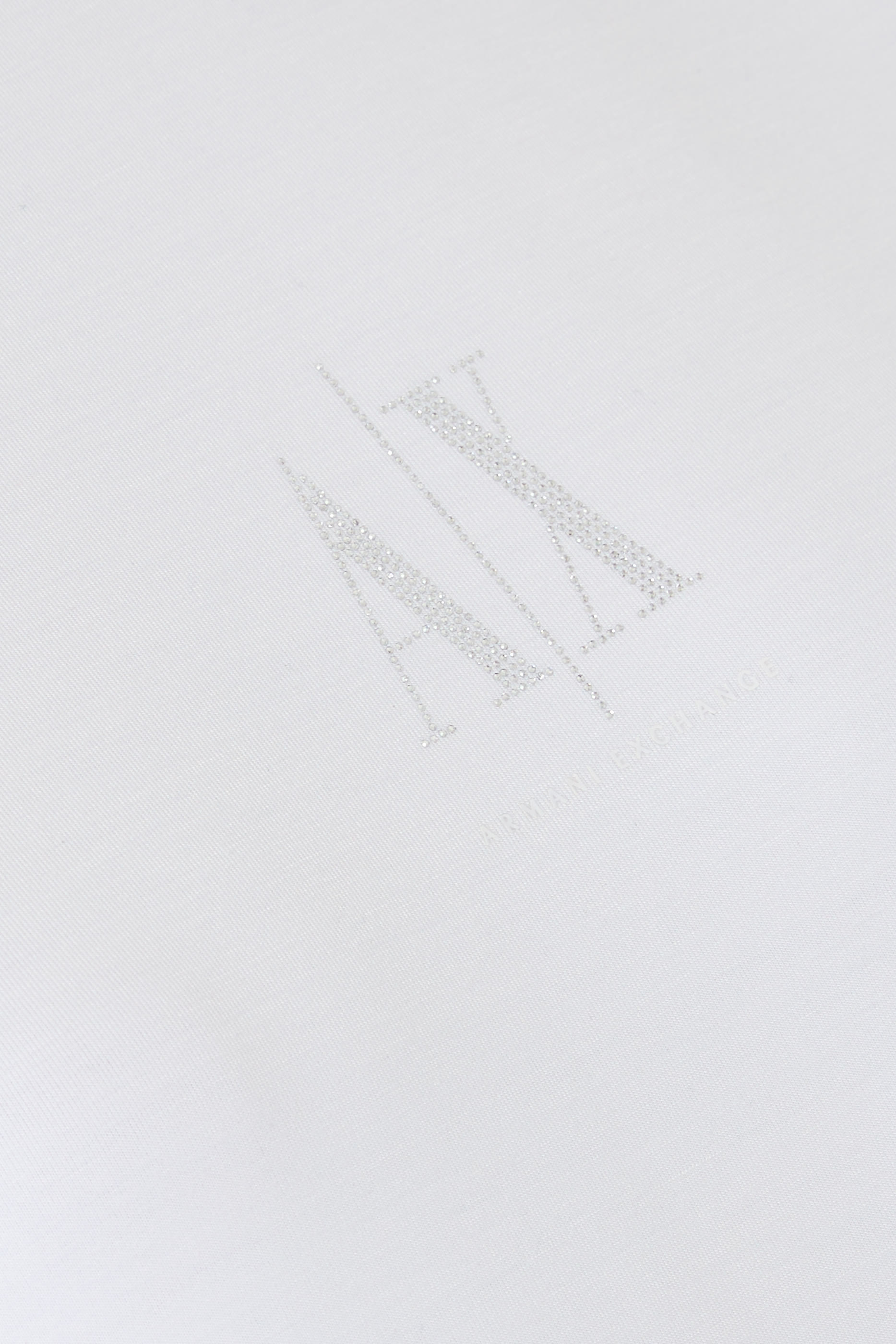 سويت شيرت بشعار الماركة