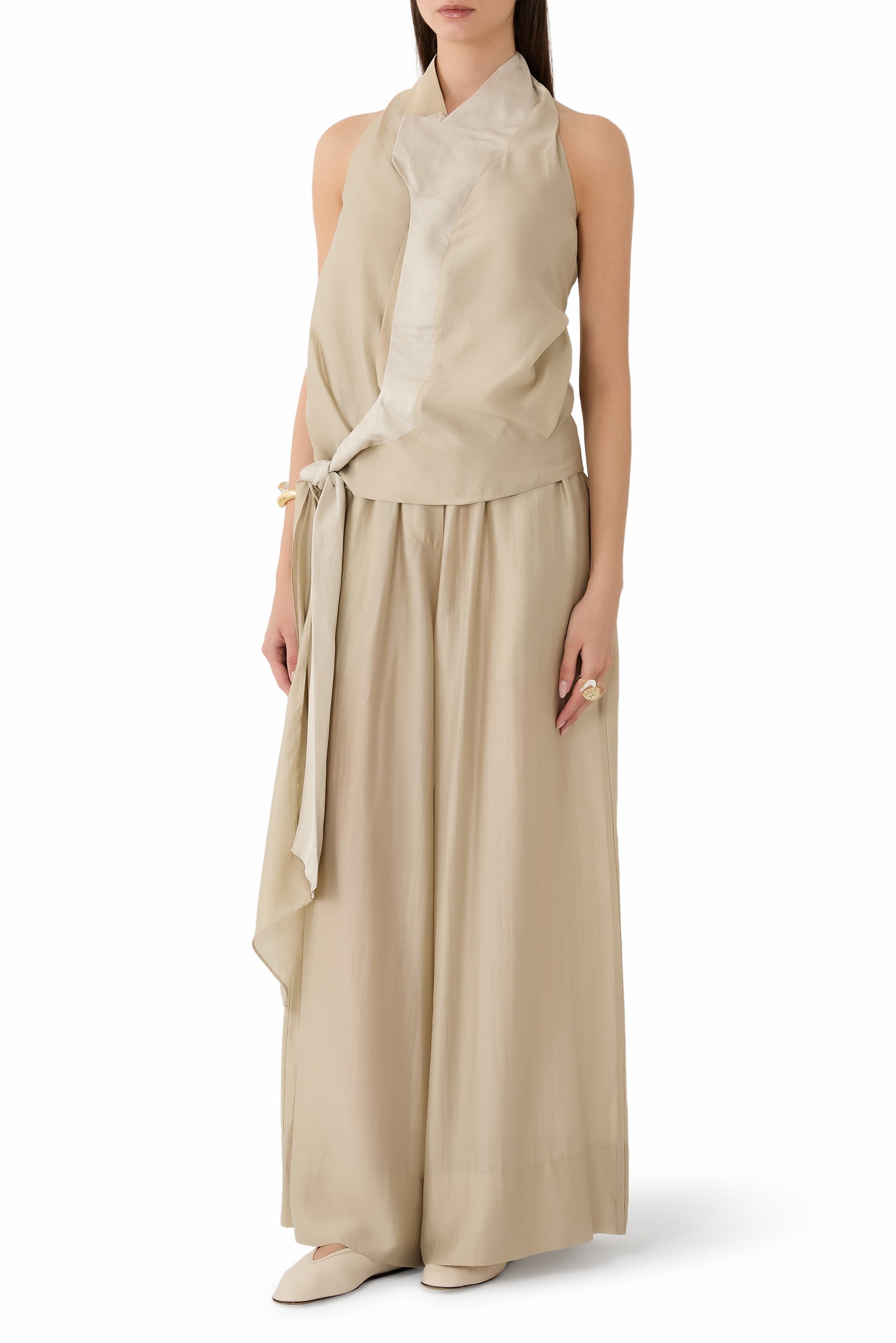 بلوزة انسيابية