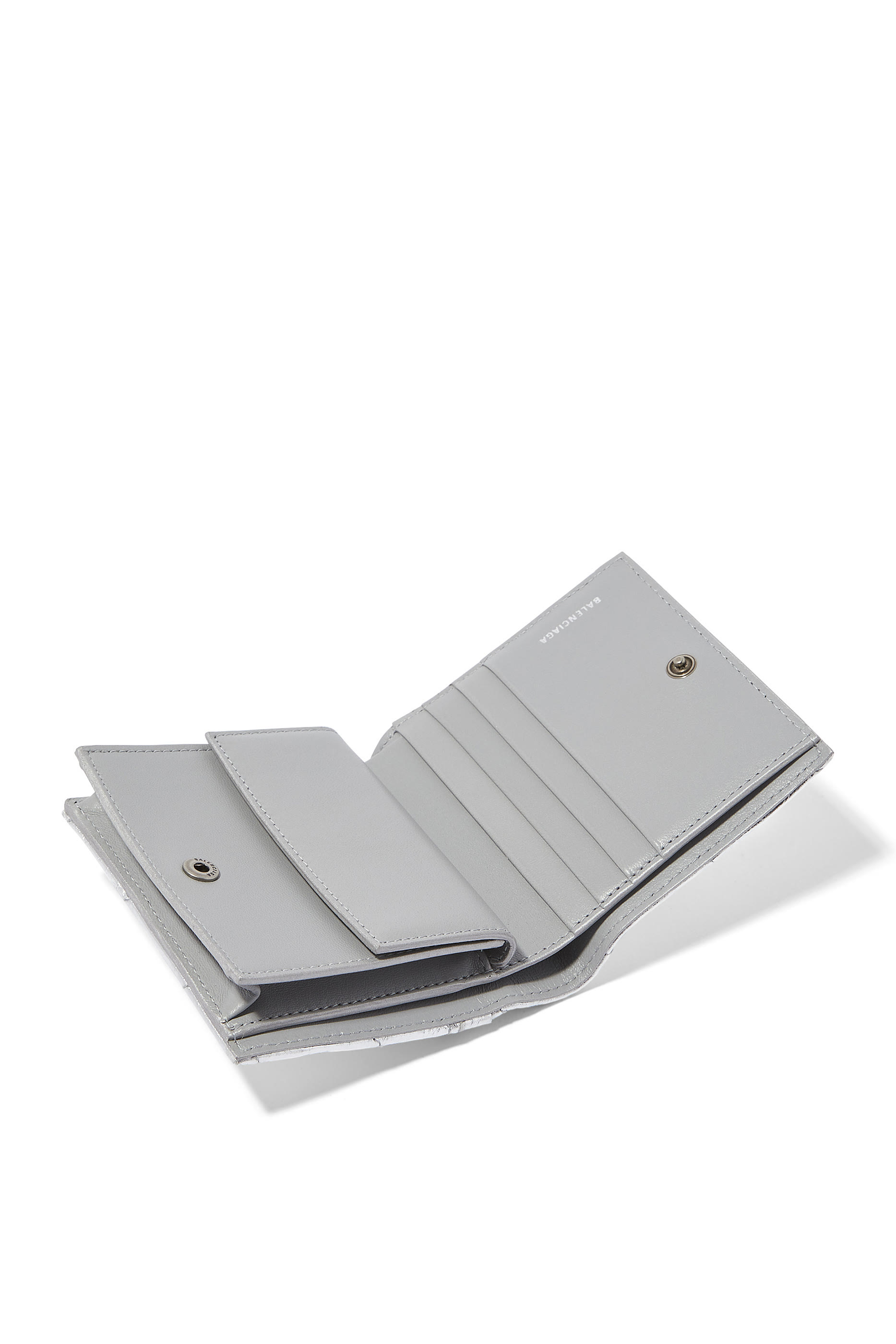 حافظة بطاقات كراش بغطاء قلاب