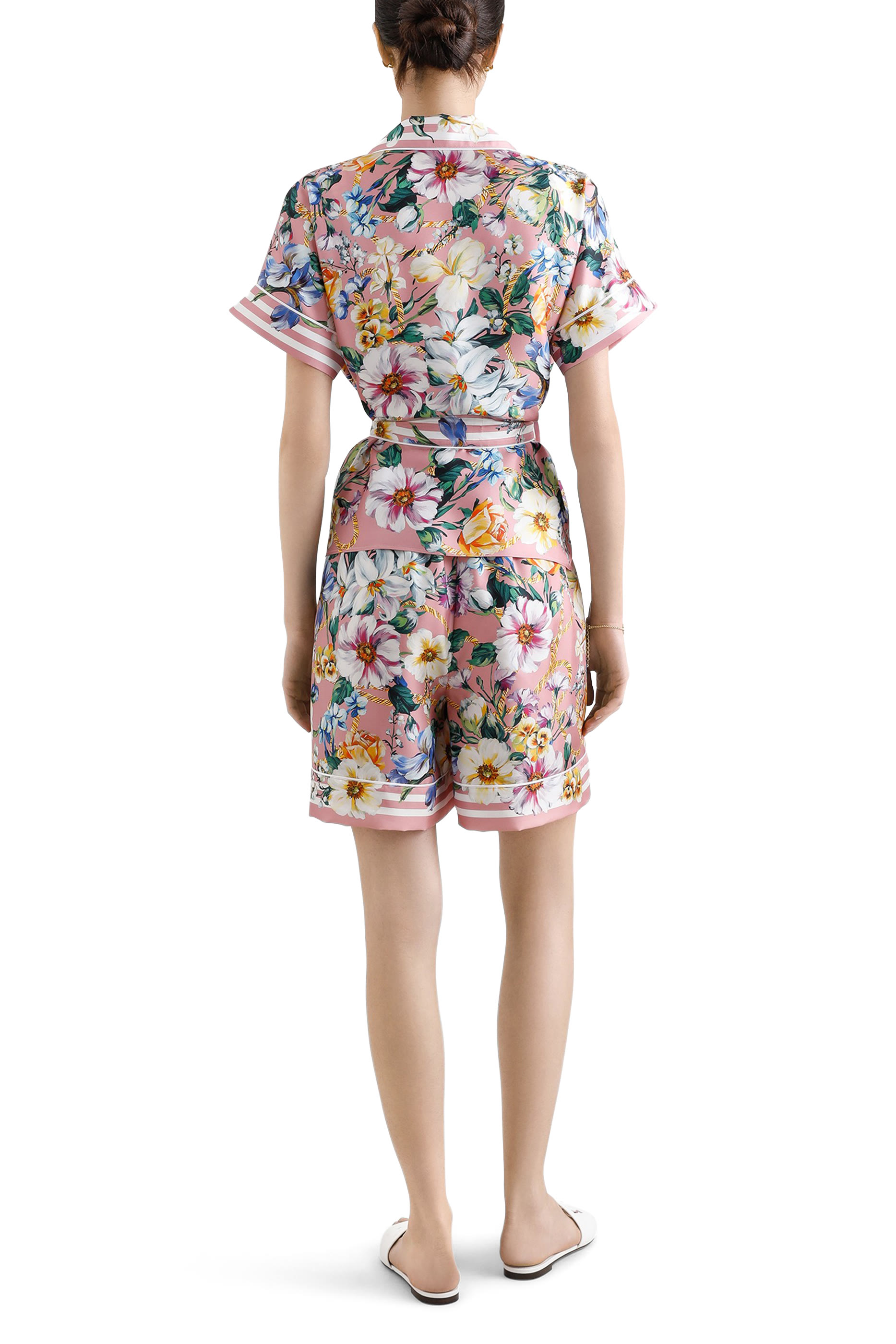 قميص بنقشة زهور حرير