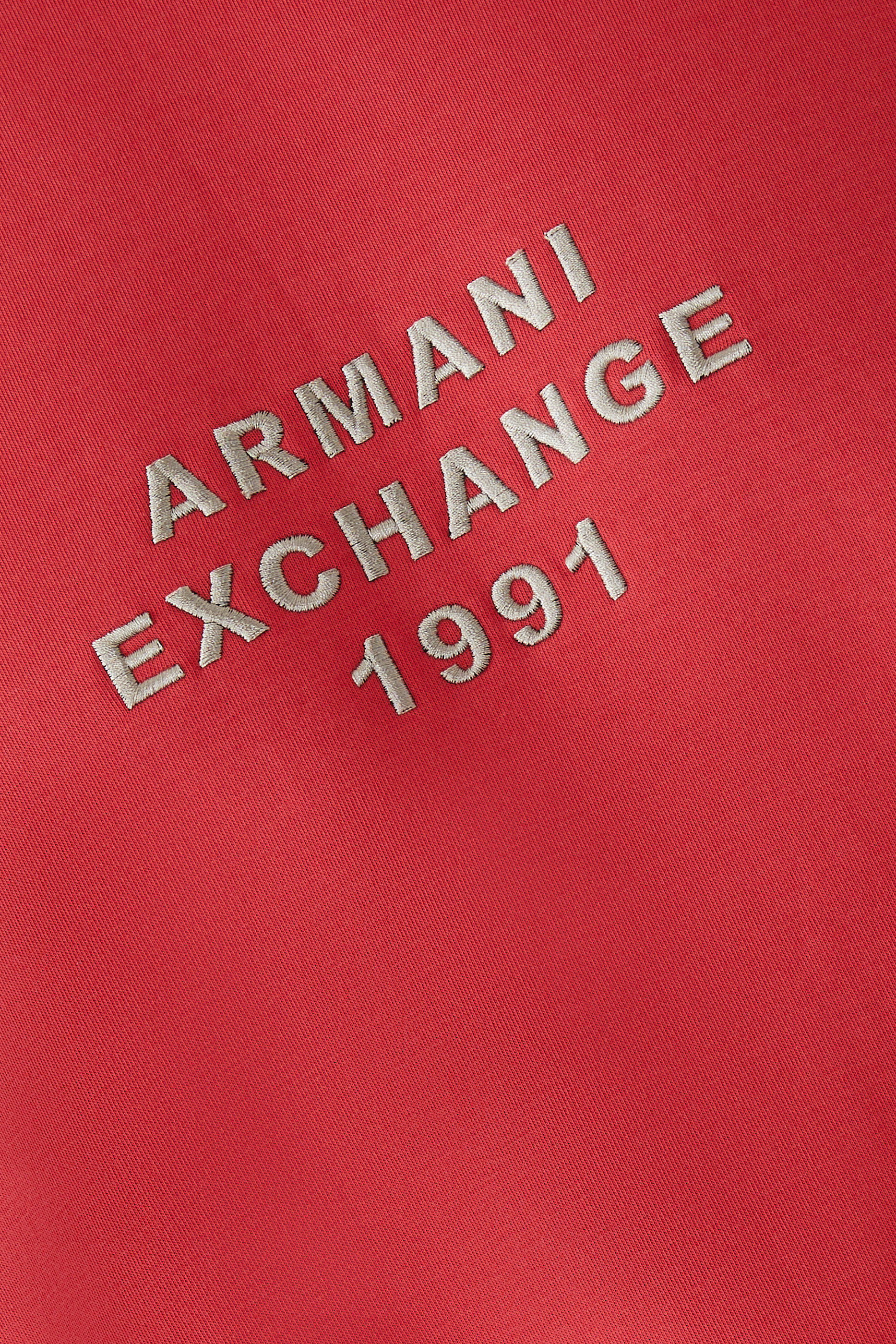 سويت شيرت بشعار الماركة