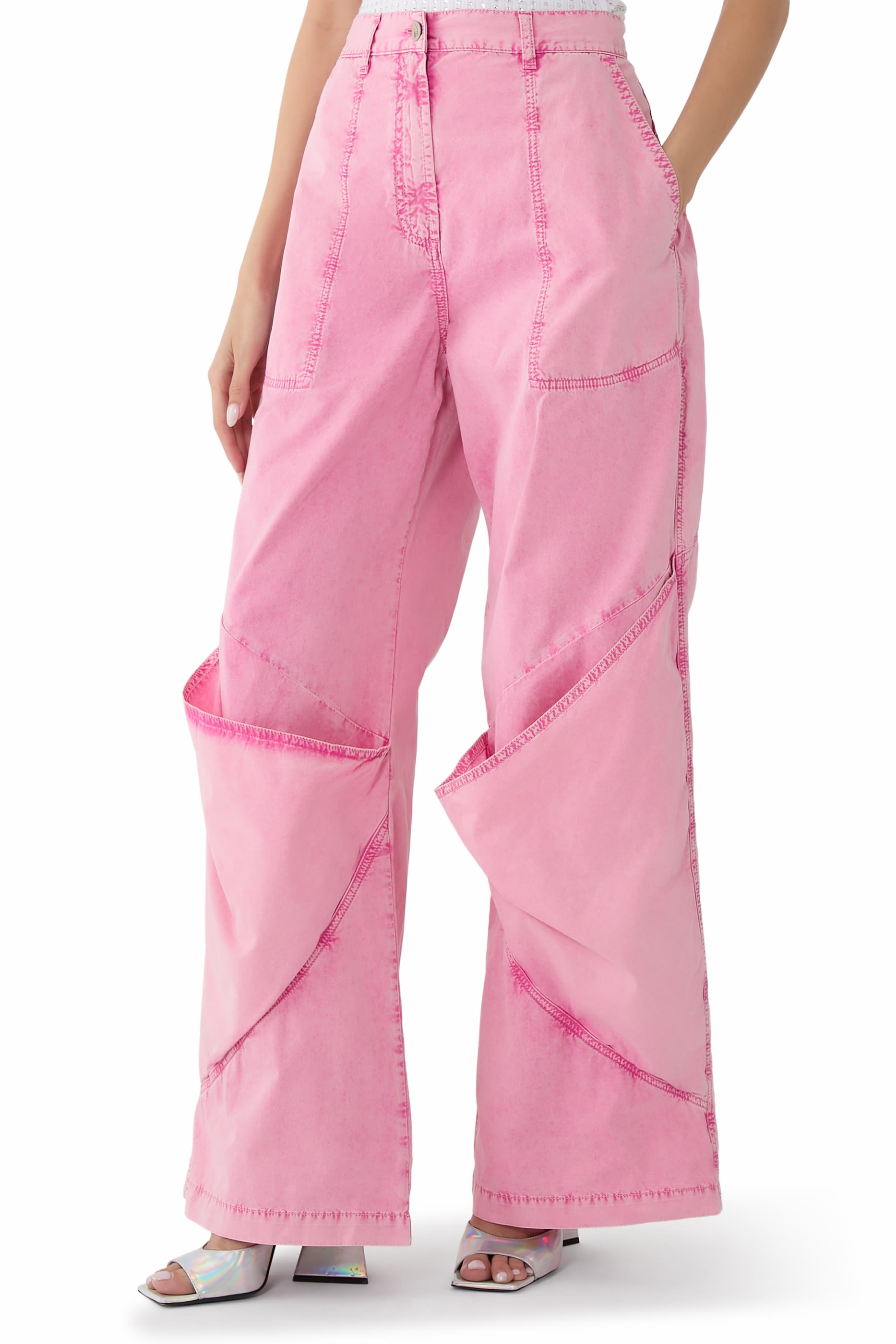 بنطال طويل بتطريز شعار الماركة