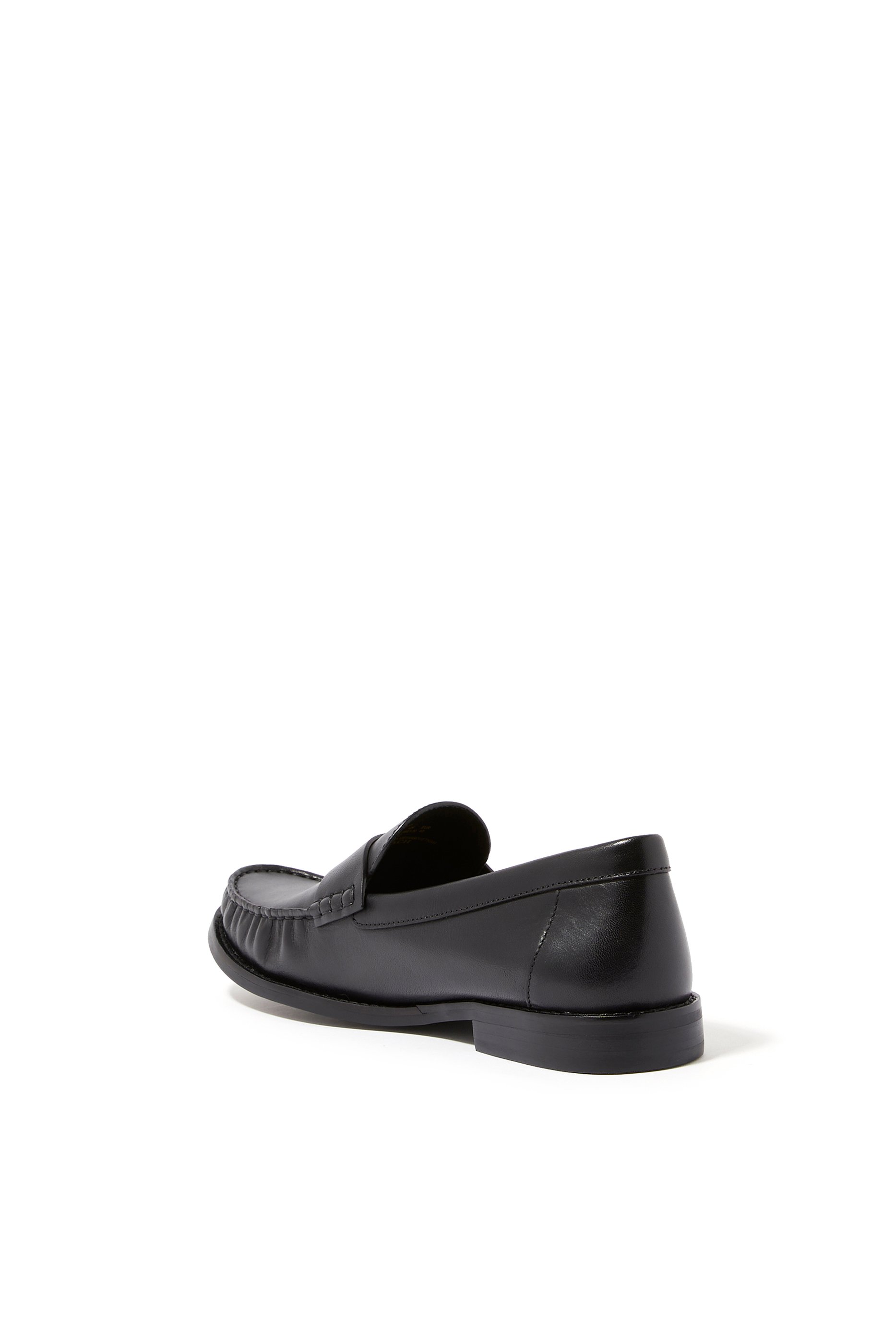 حذاء جولين سهل الإرتداء جلد