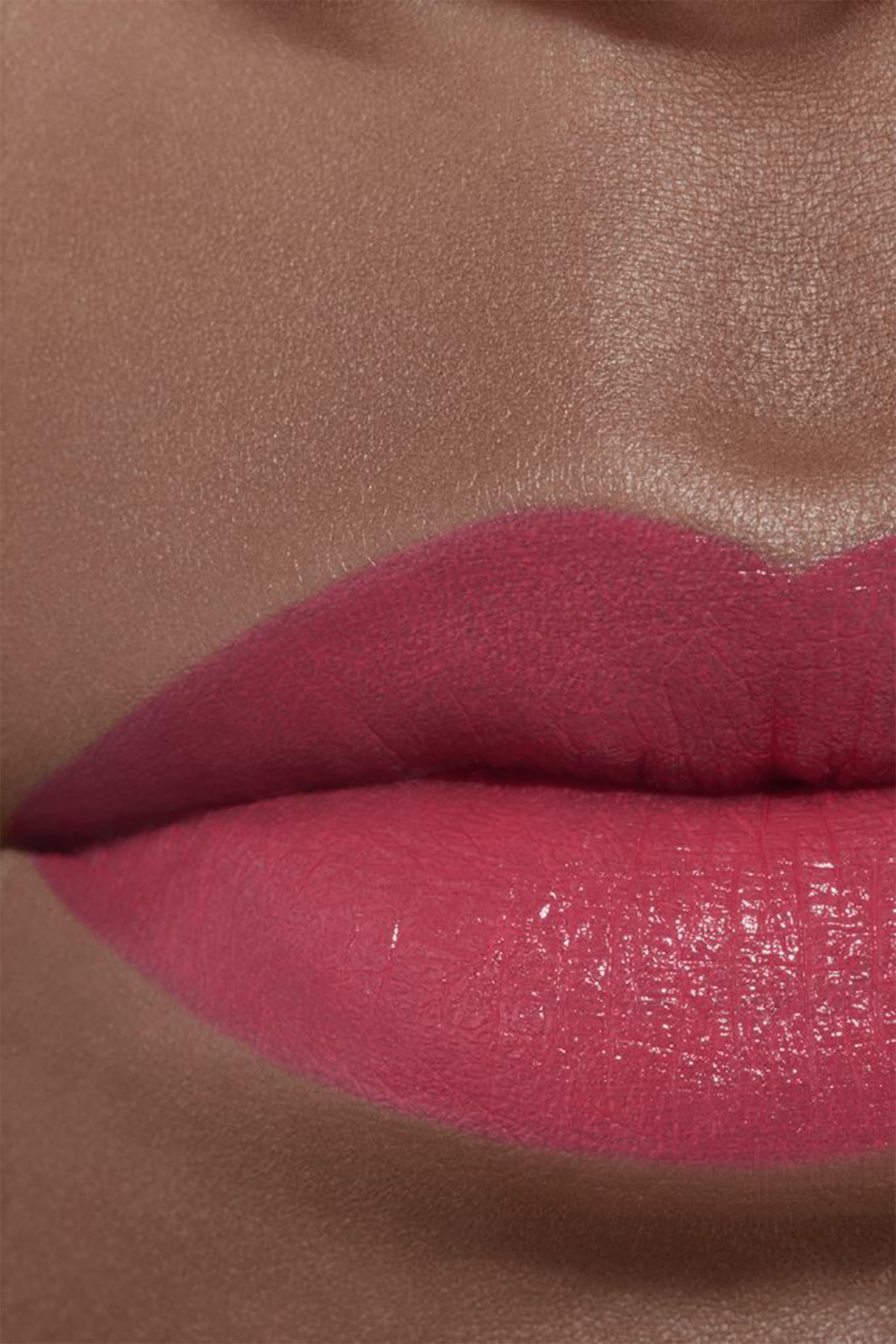 ملون للشفاه عالي الكثافة ROUGE ALLURE