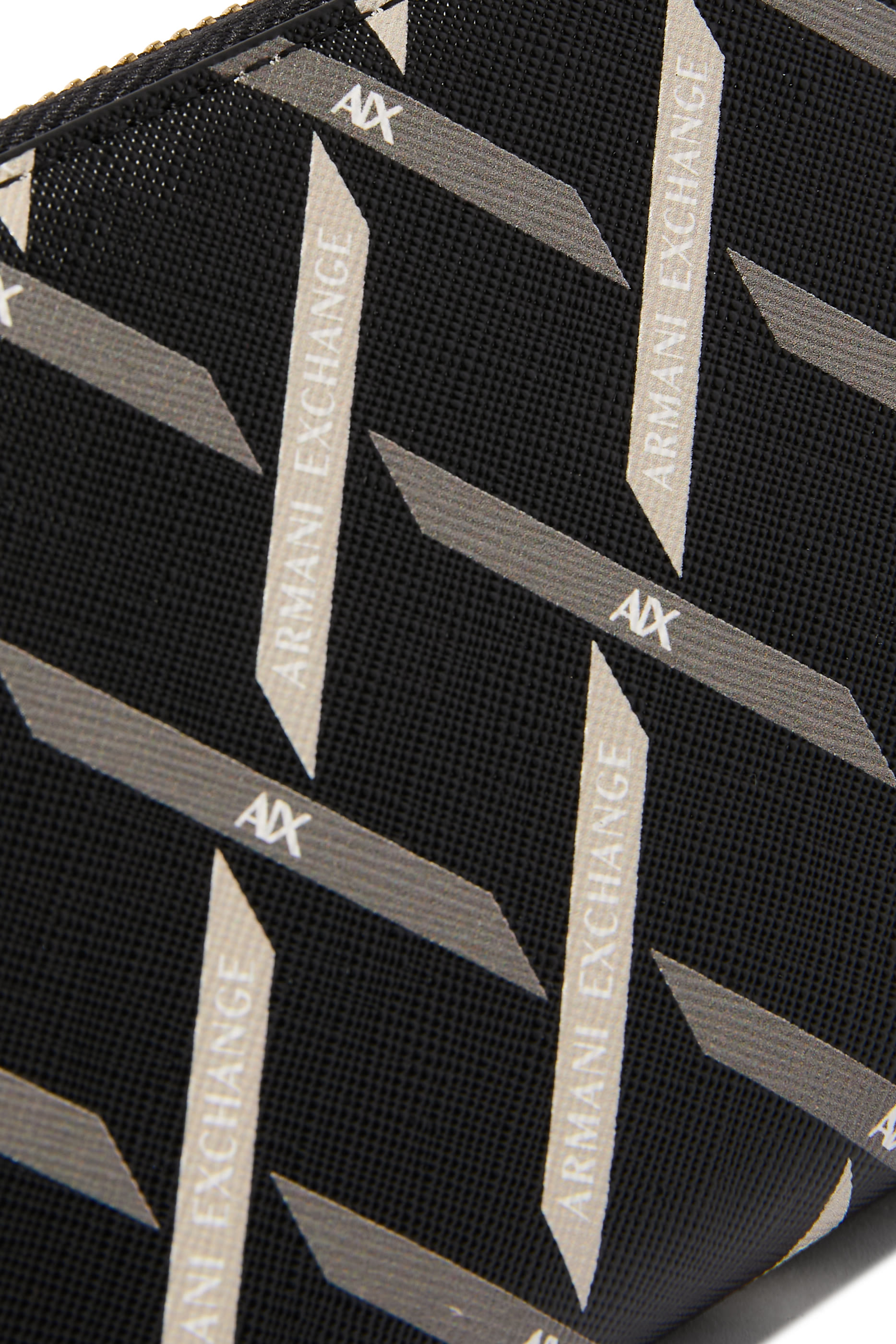 محفظة بخطوط جينجر وسحّاب