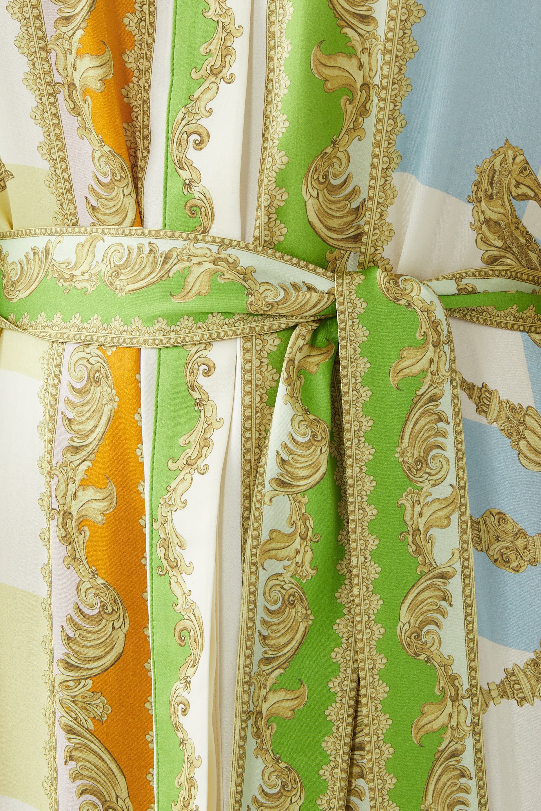 فستان بتصميم قميص بنقشة شطرنج حرير