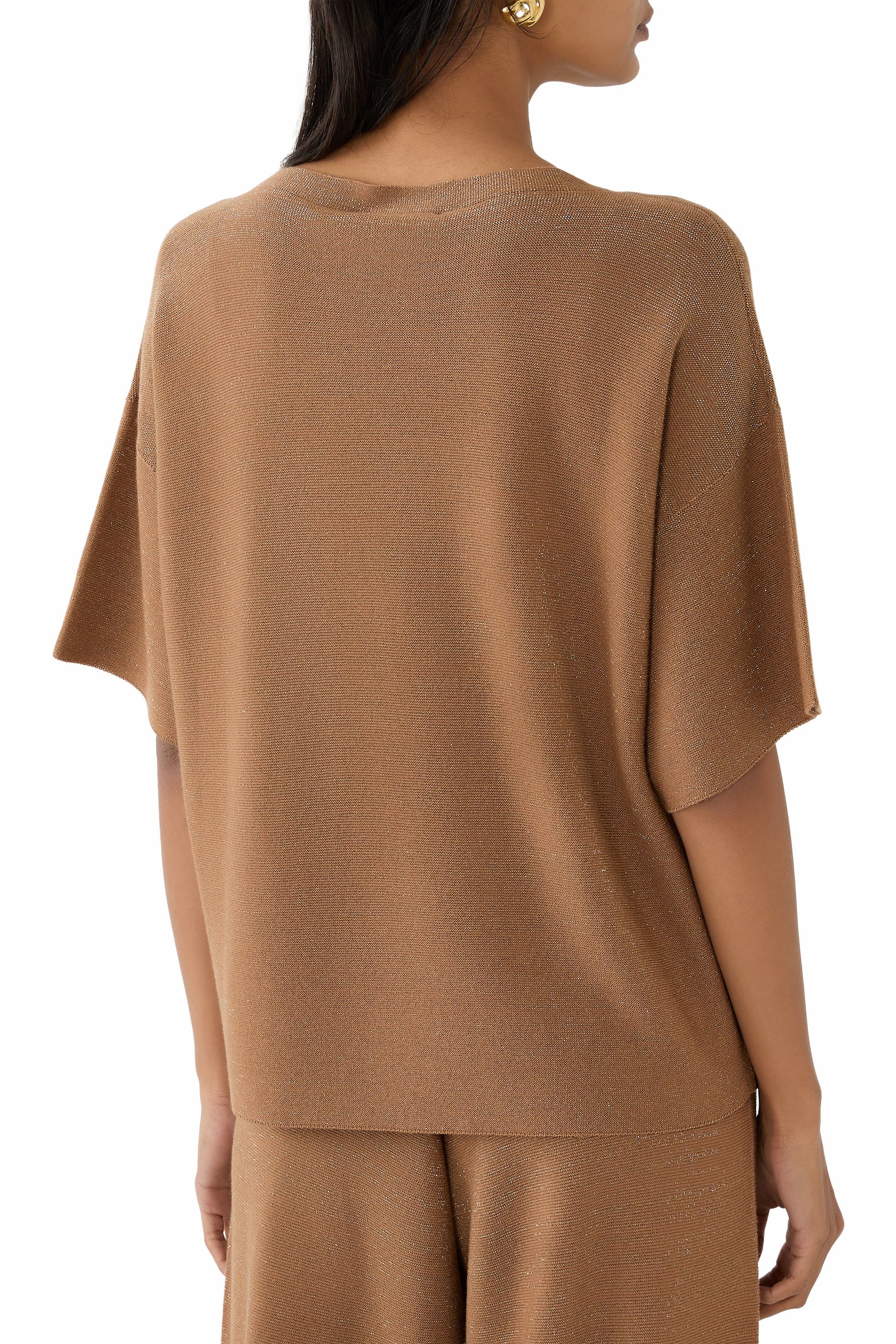 تيشيرت طويل