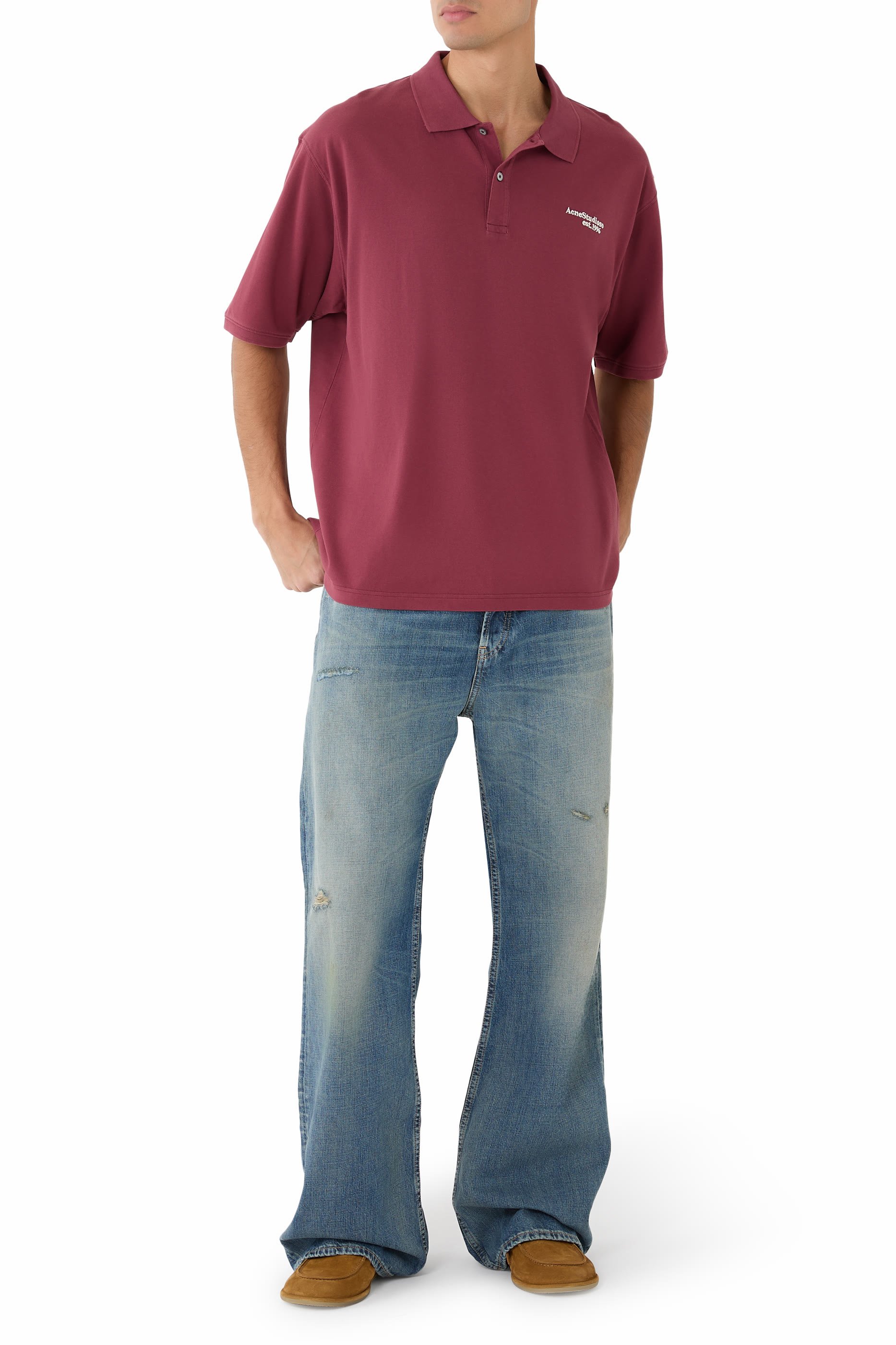 قميص بولو بشعار الماركة قماش باهت