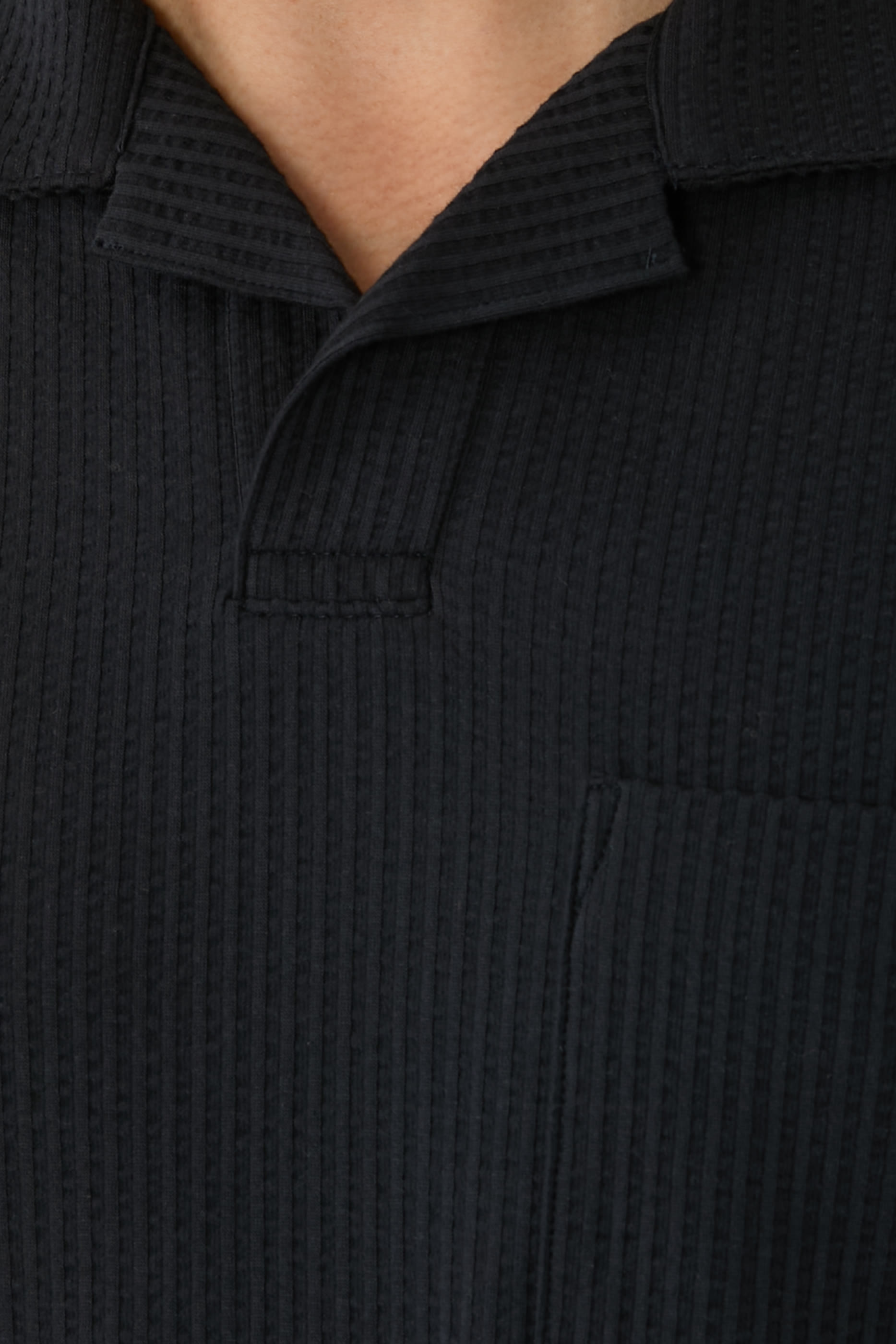 قميص بياقة جوني نسيج قطن مطاطي سيرساكر