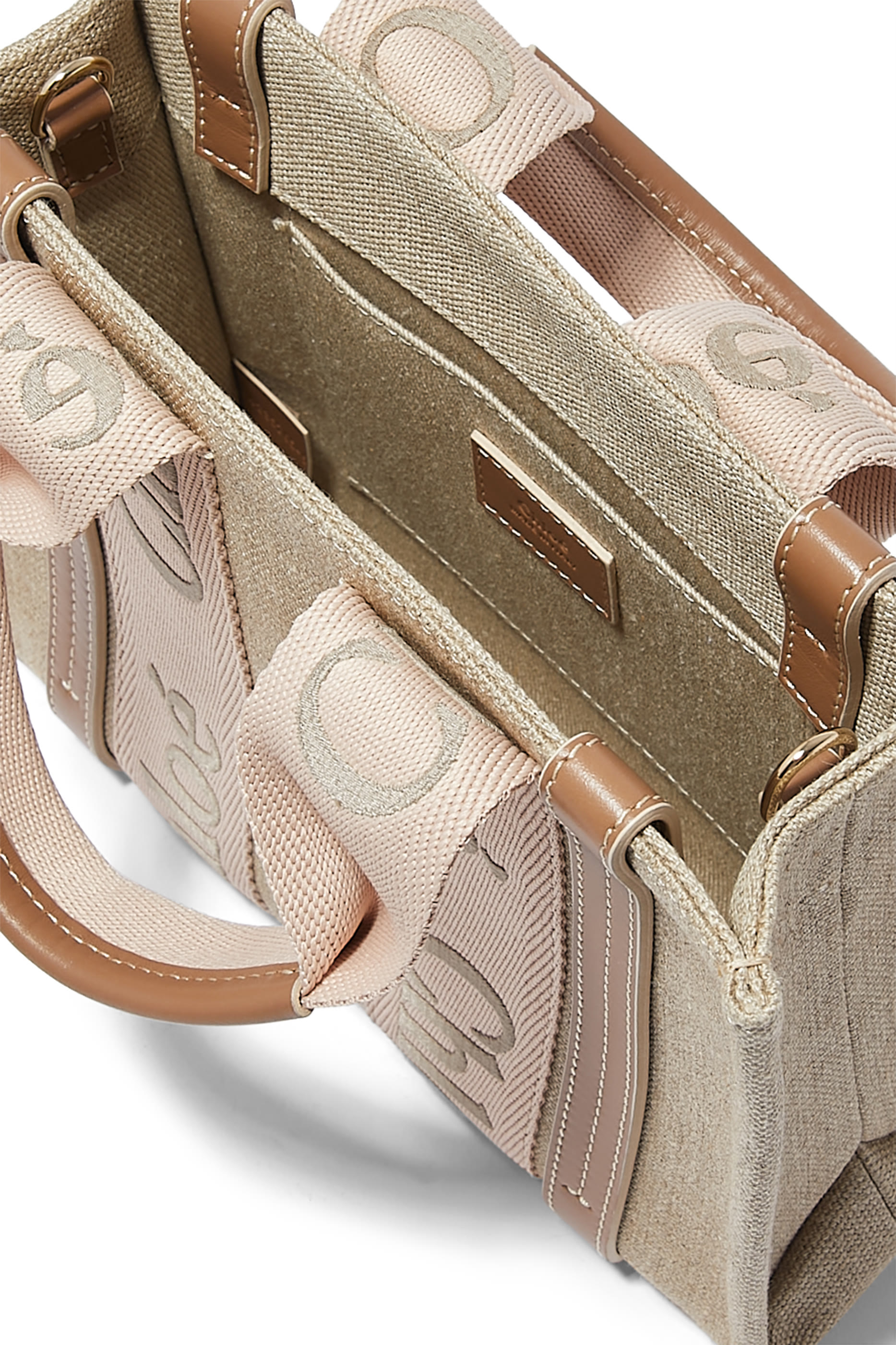 حقيبة يد وودي صغيرة