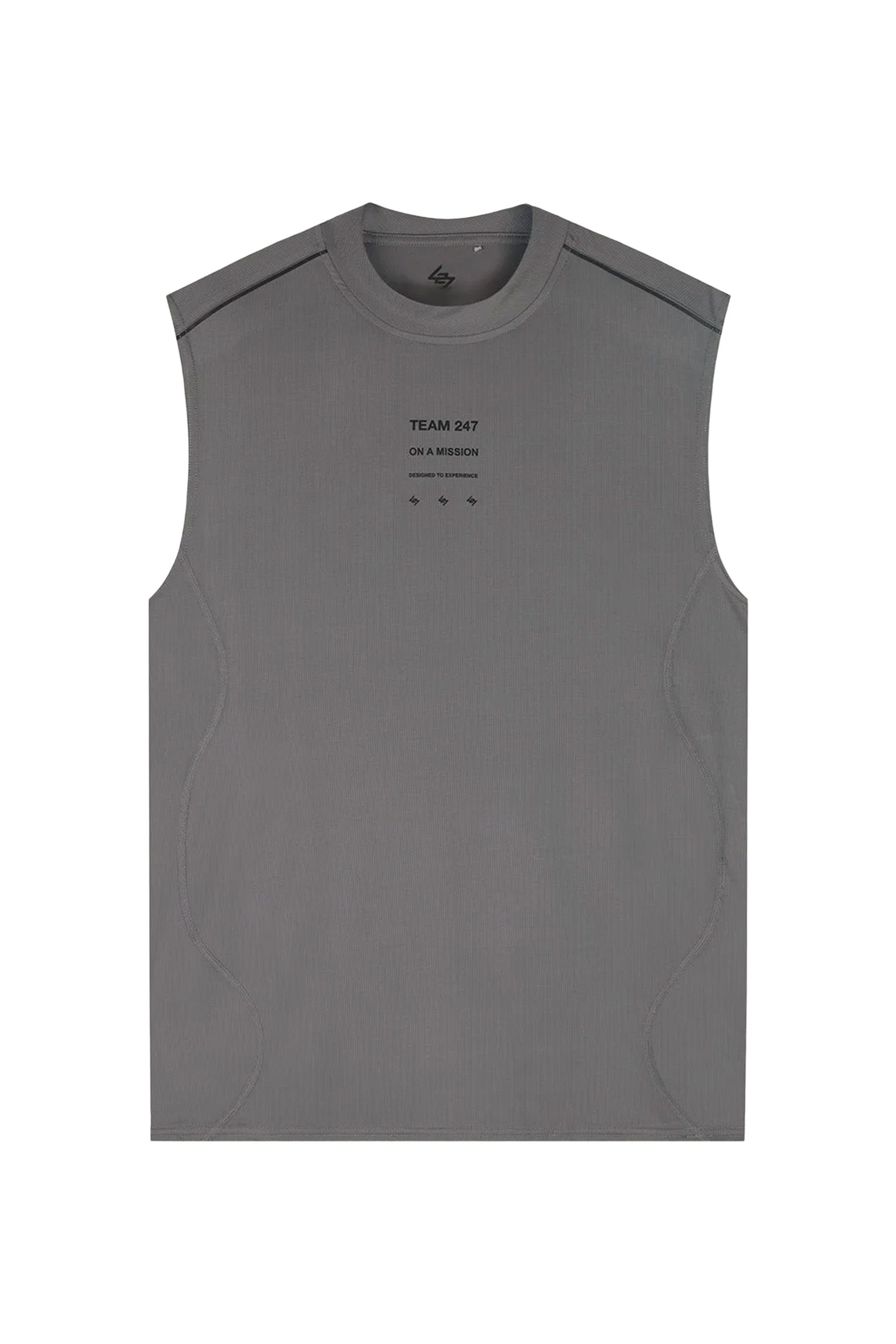 بلوزة ترايل 247 بلا أكمام 