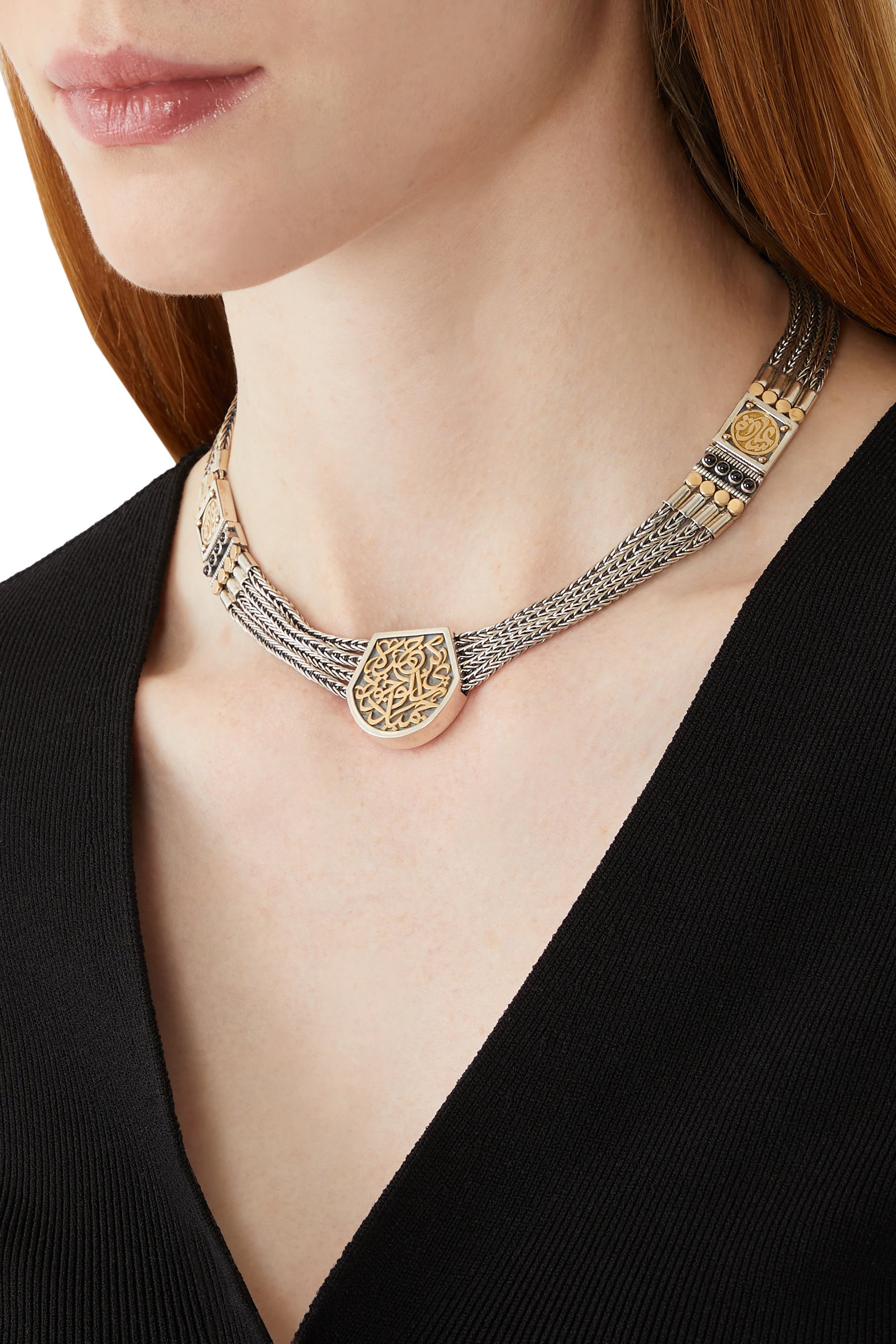 قلادة كلاسيكية بنقشة سعادة، ذهب أصفر عيار 18 وفضة إسترلينية