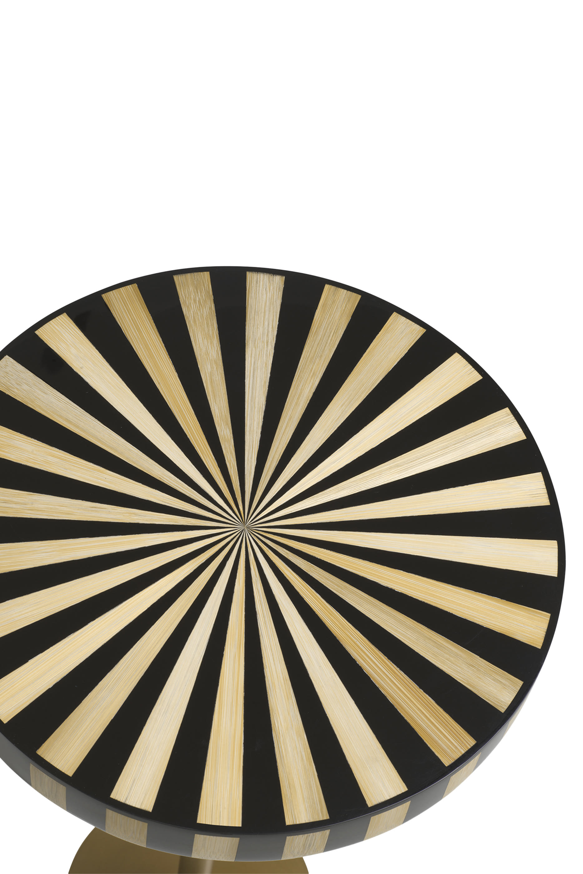 طاولة جانبية ألباني