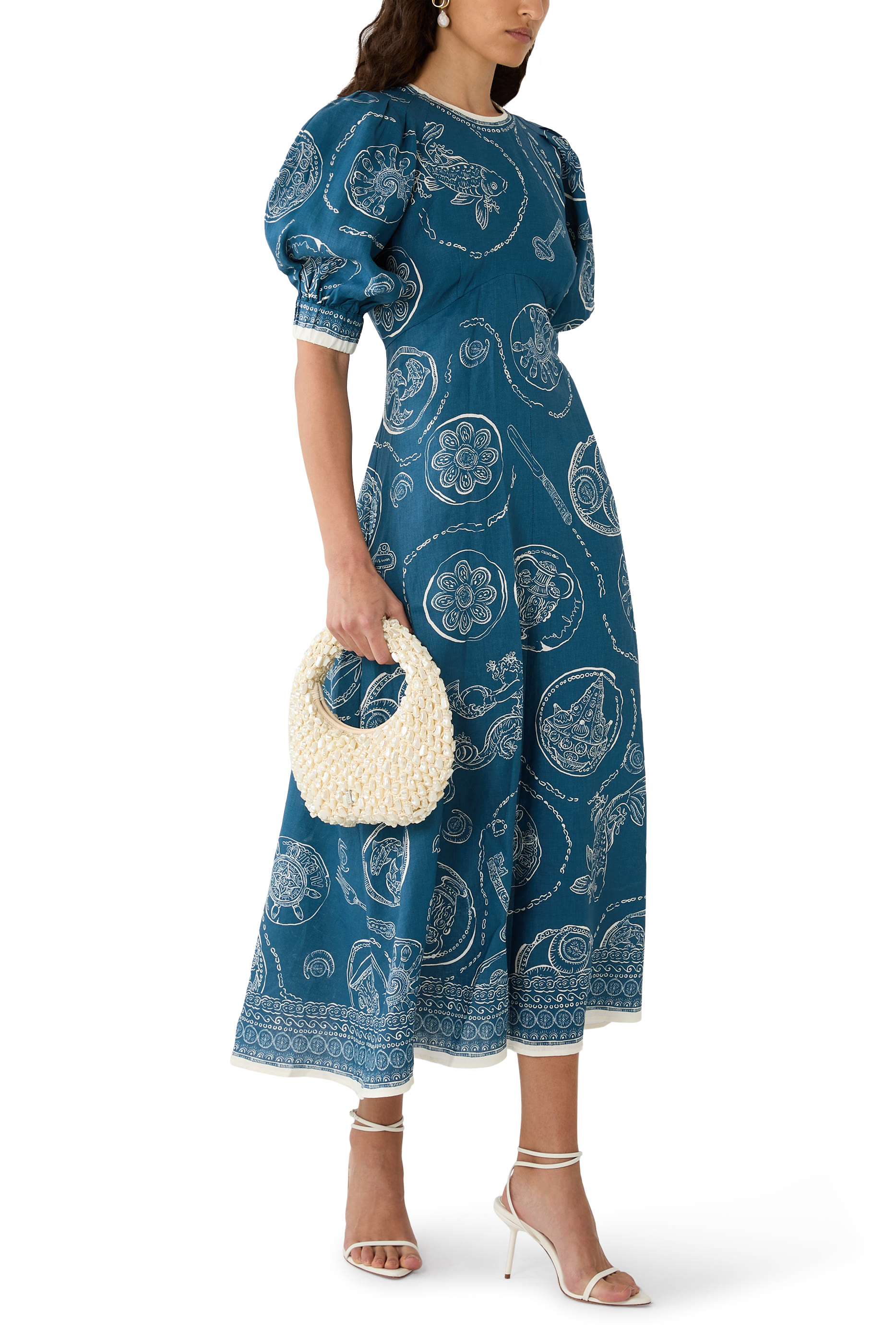 فستان لاكي متوسط الطول