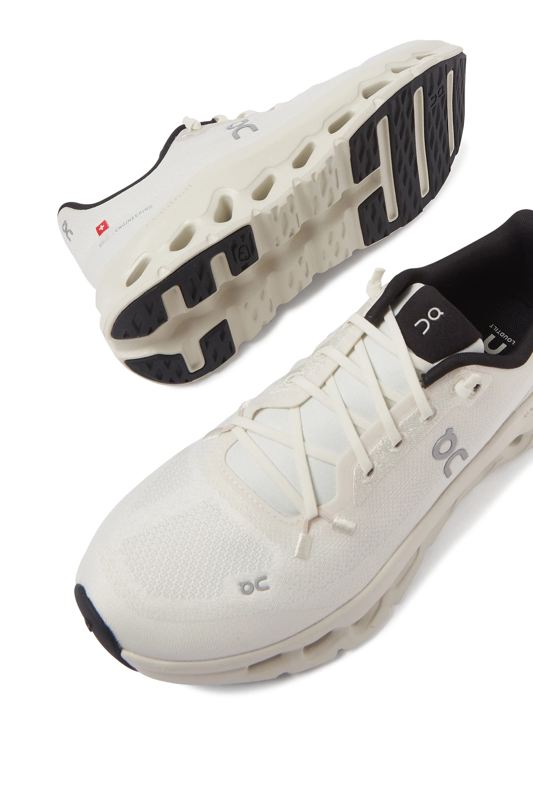 سنيكرز كلاودتيلت