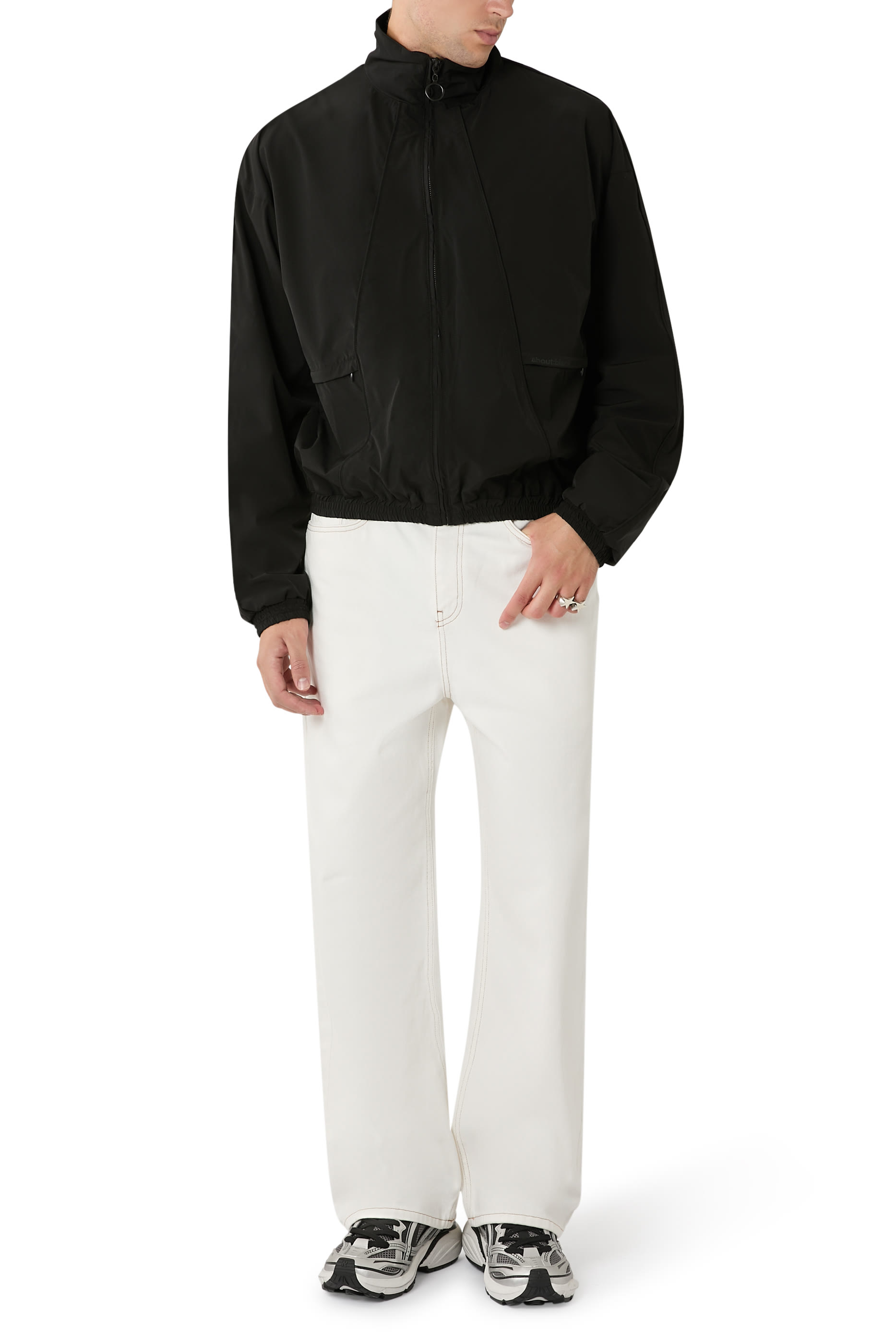 جاكيت رياضي قماش معالج