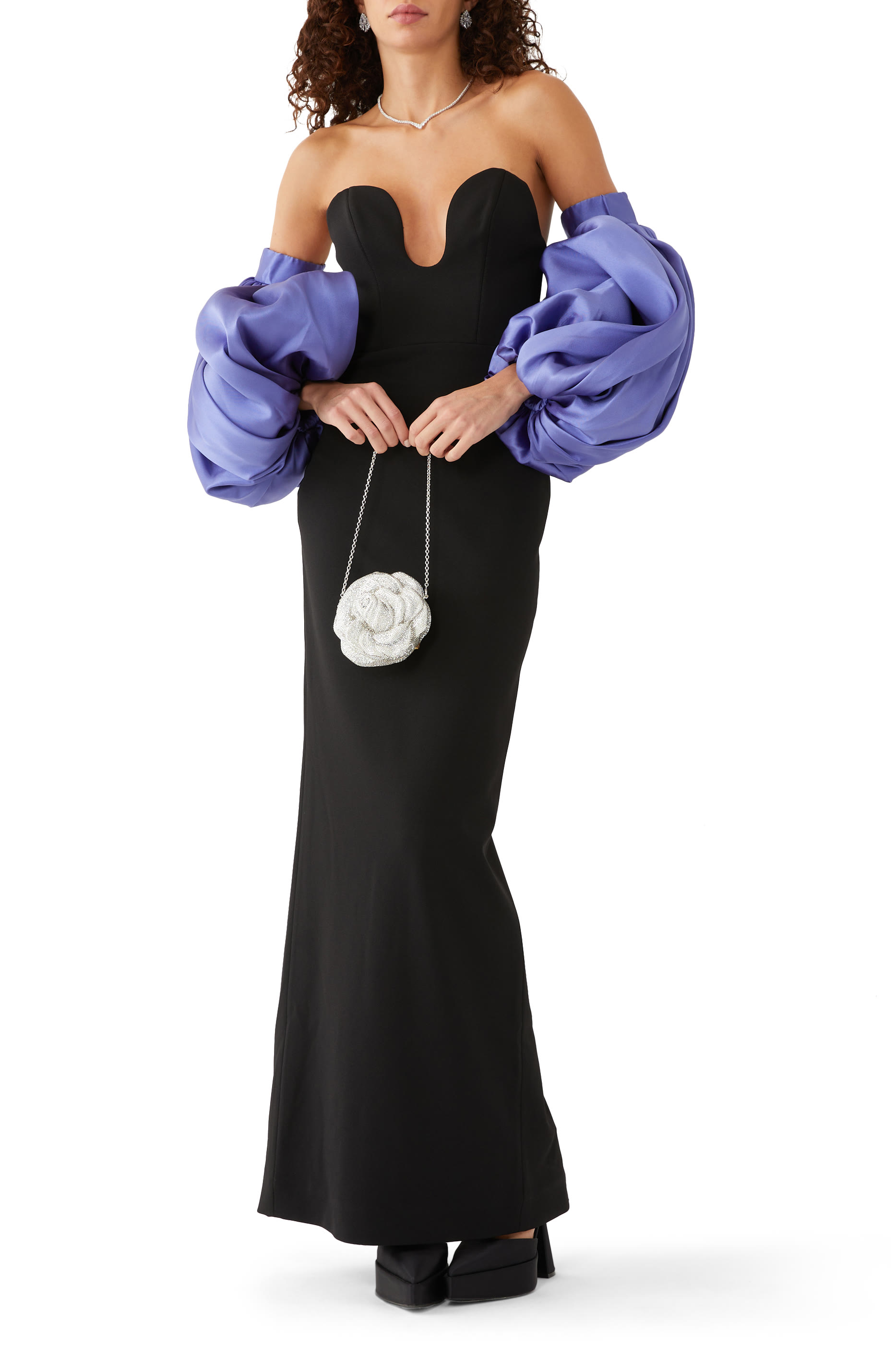 حقيبة ديزيريه بتصميم وردة