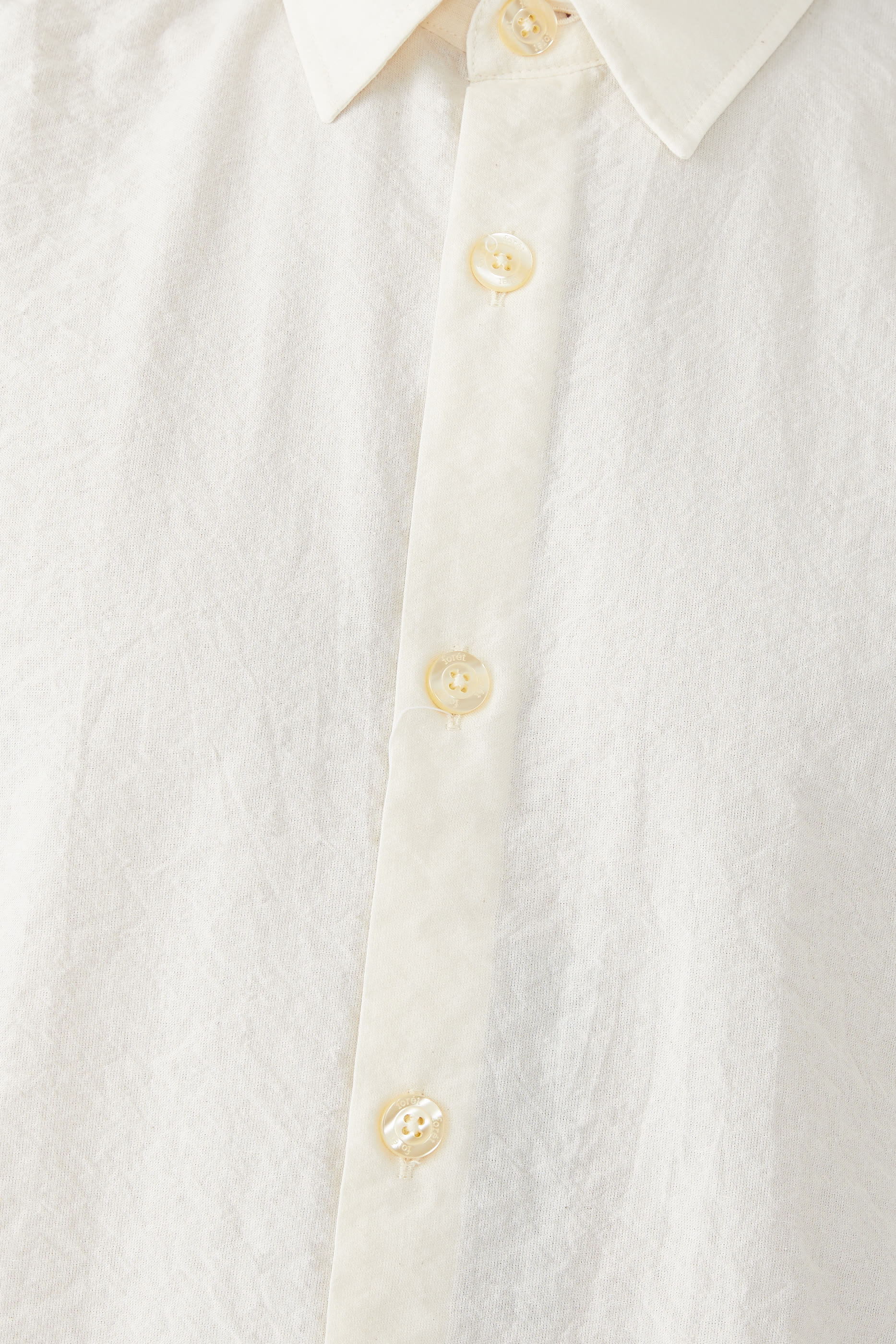 قميص هاتش بأكمام قصيرة