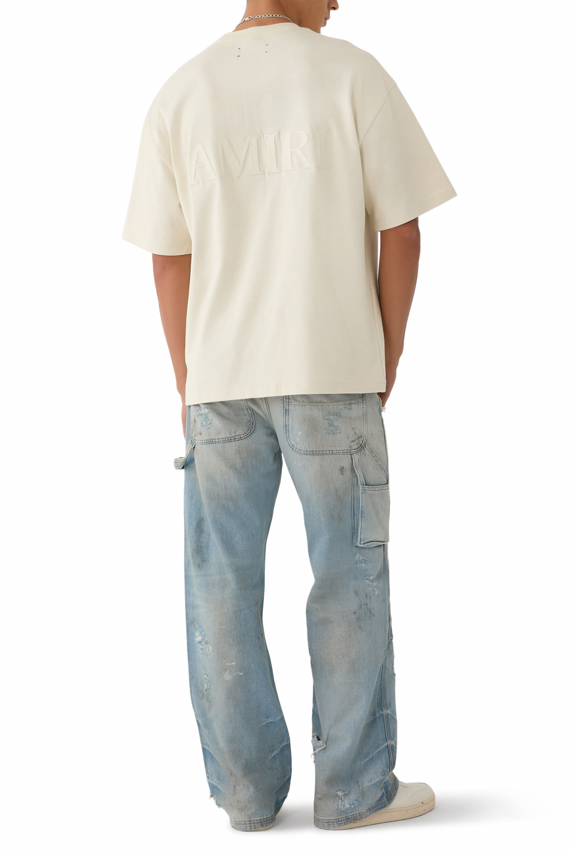 تيشيرت بقصة فضفاضة