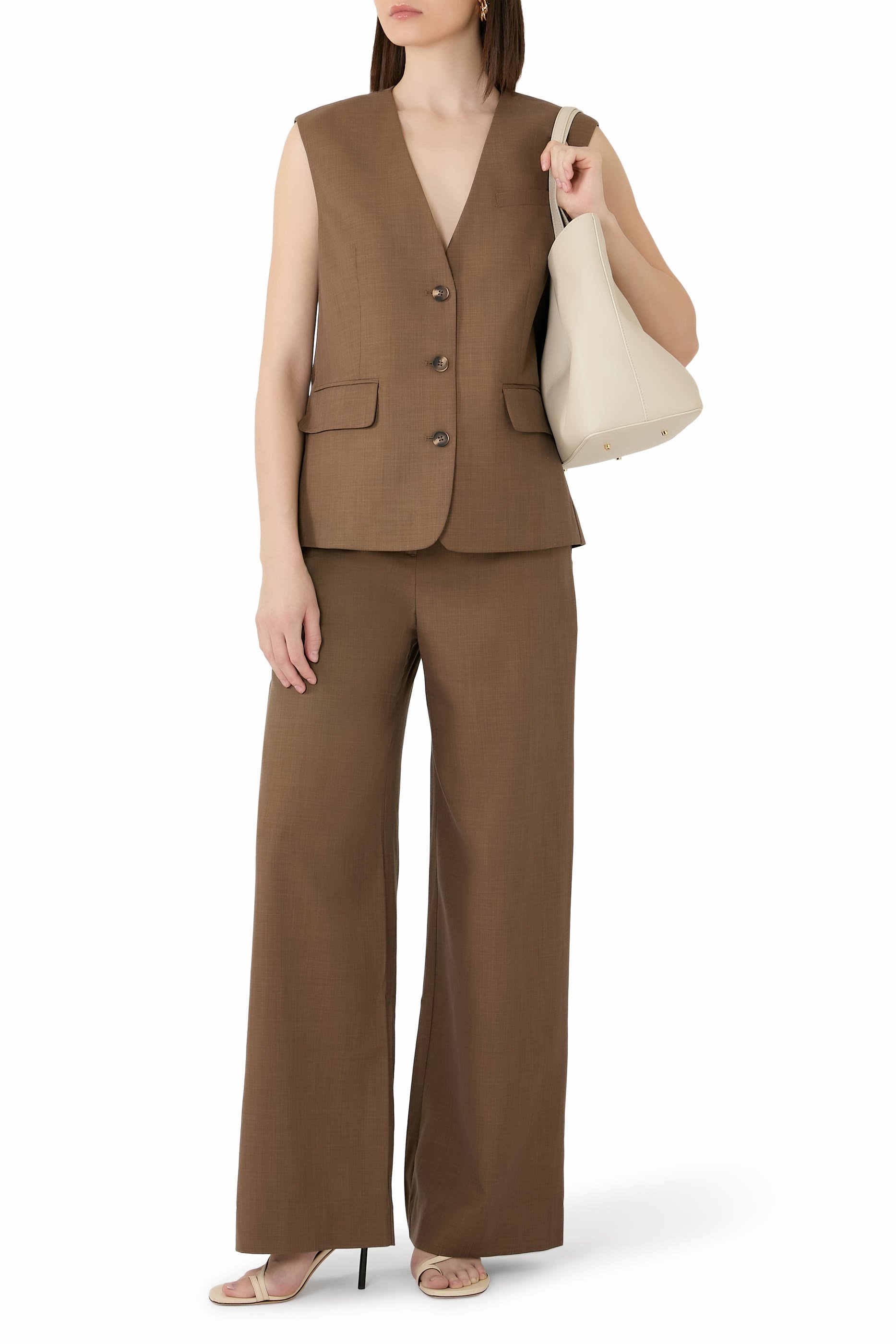 بليزر اشير بلا أكمام