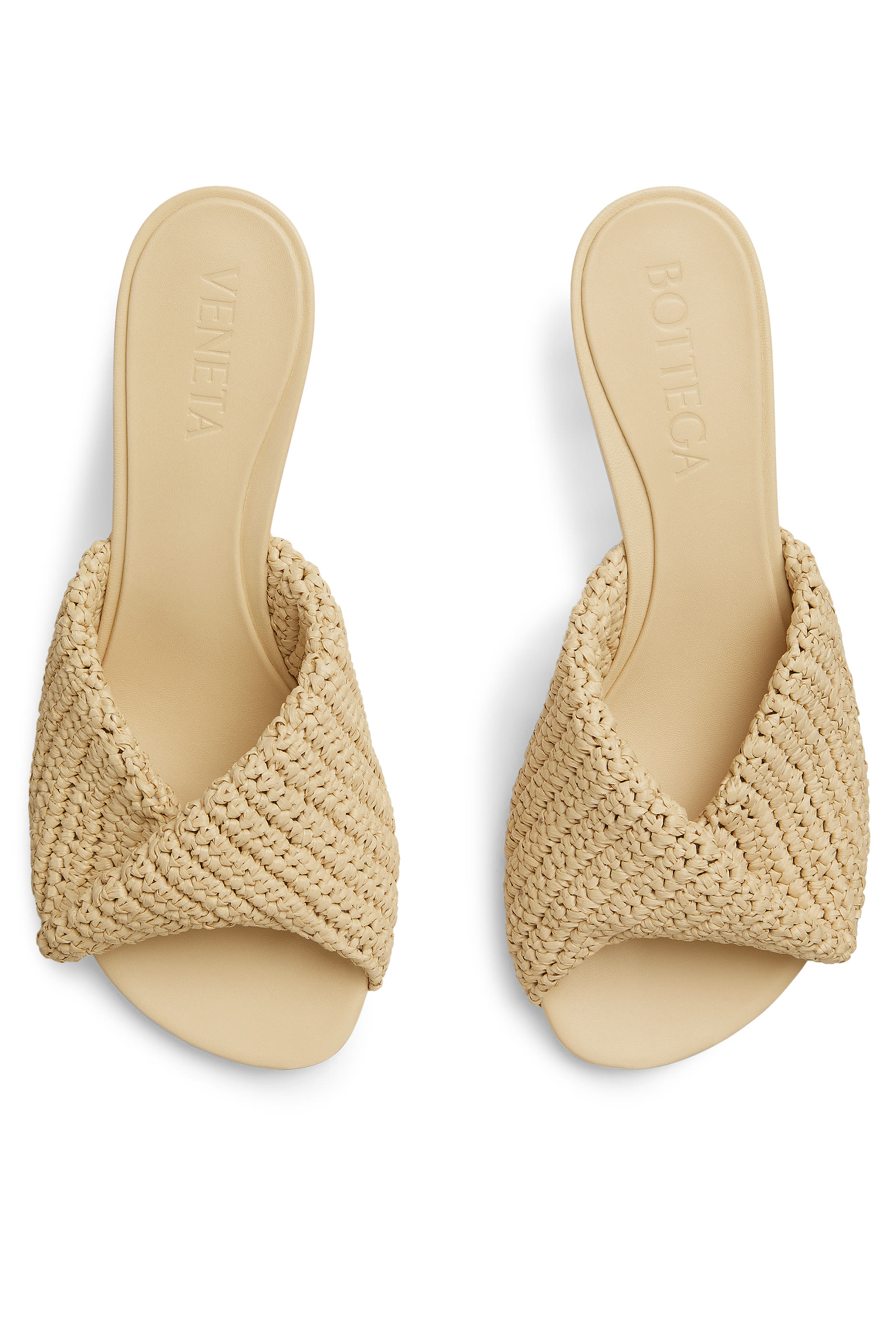 حذاء مفتوح من الخلف بلينك 50