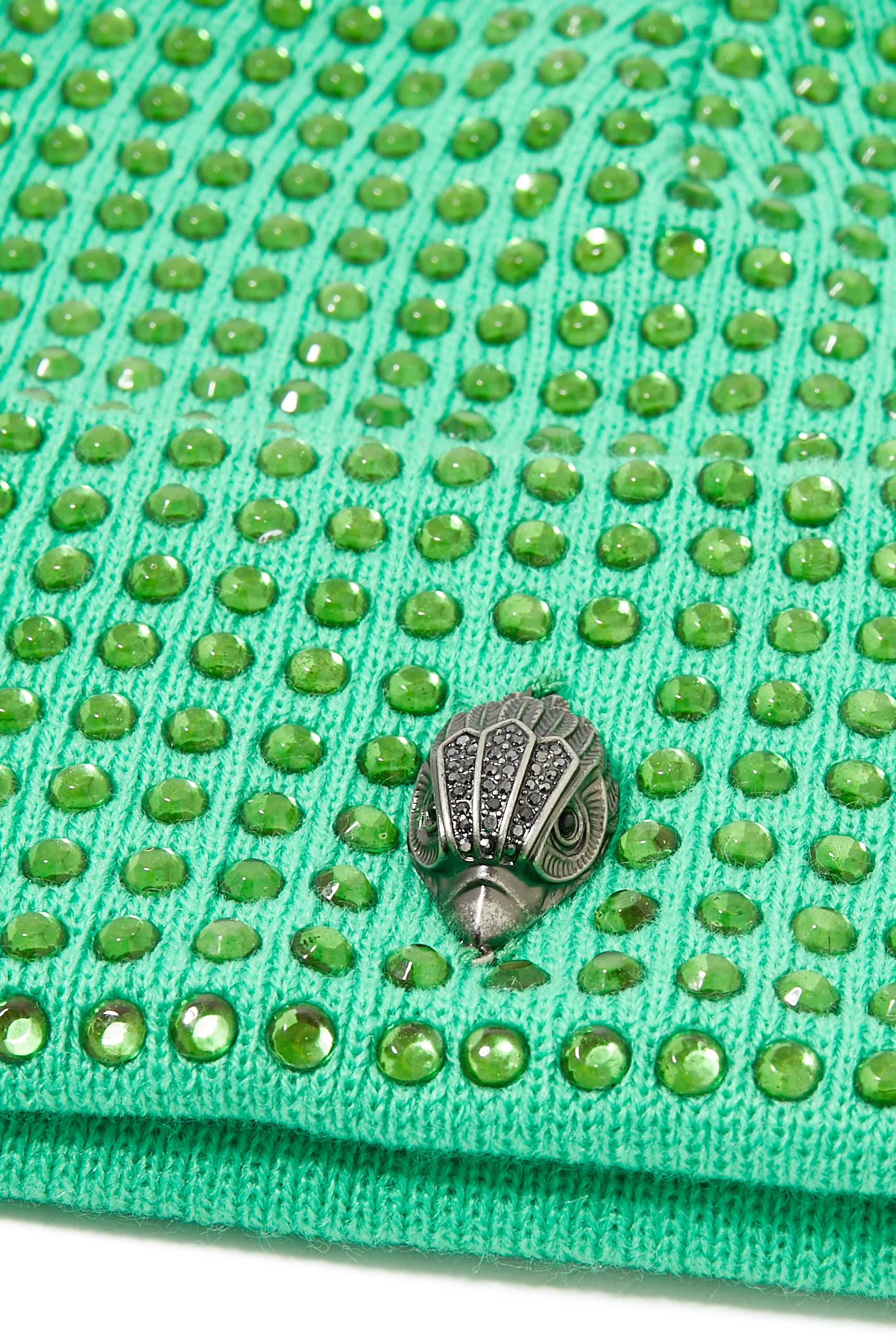 قبعة بيني بشعار الماركة مرصعة بالكريستال