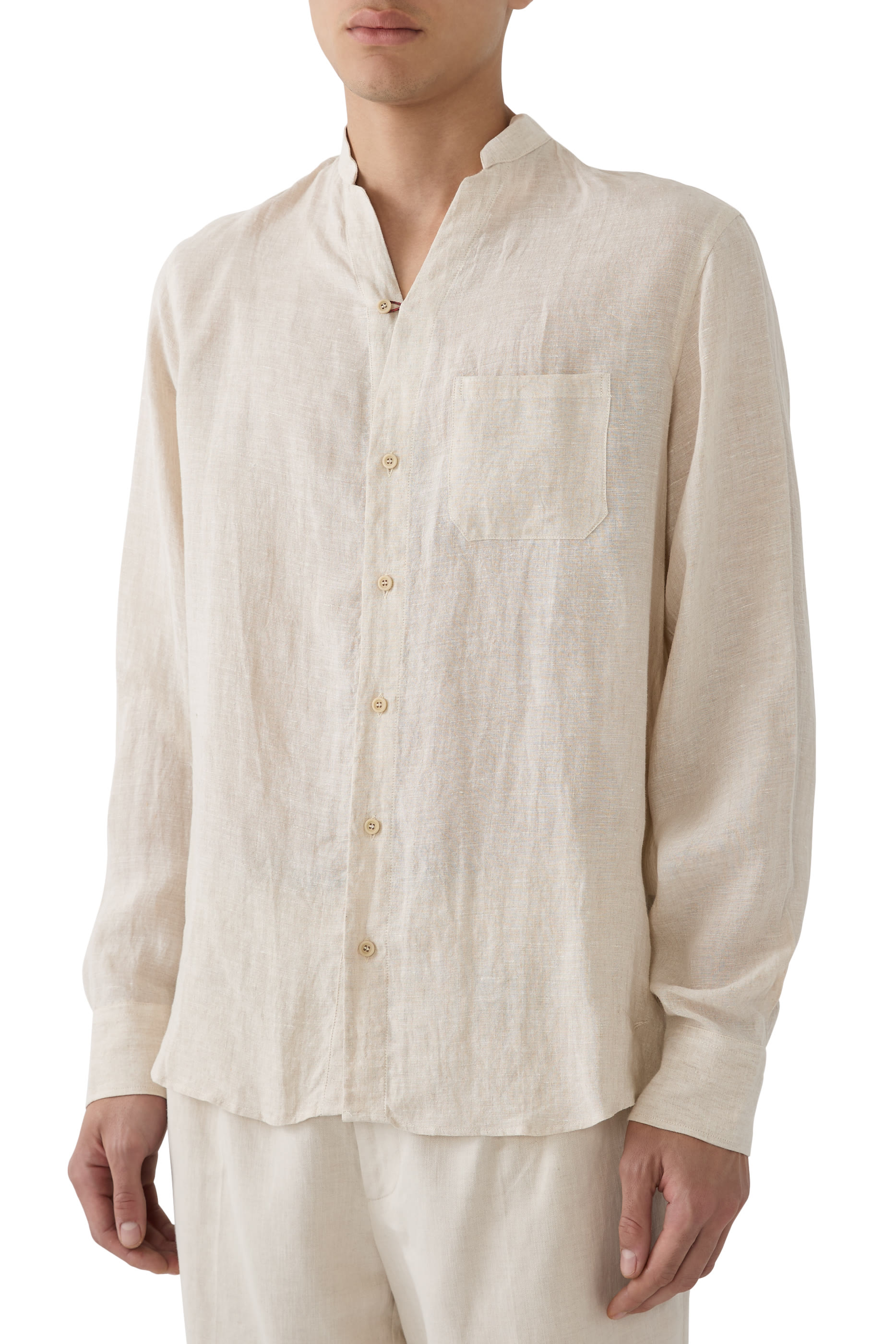 قميص بحافة مقوسة