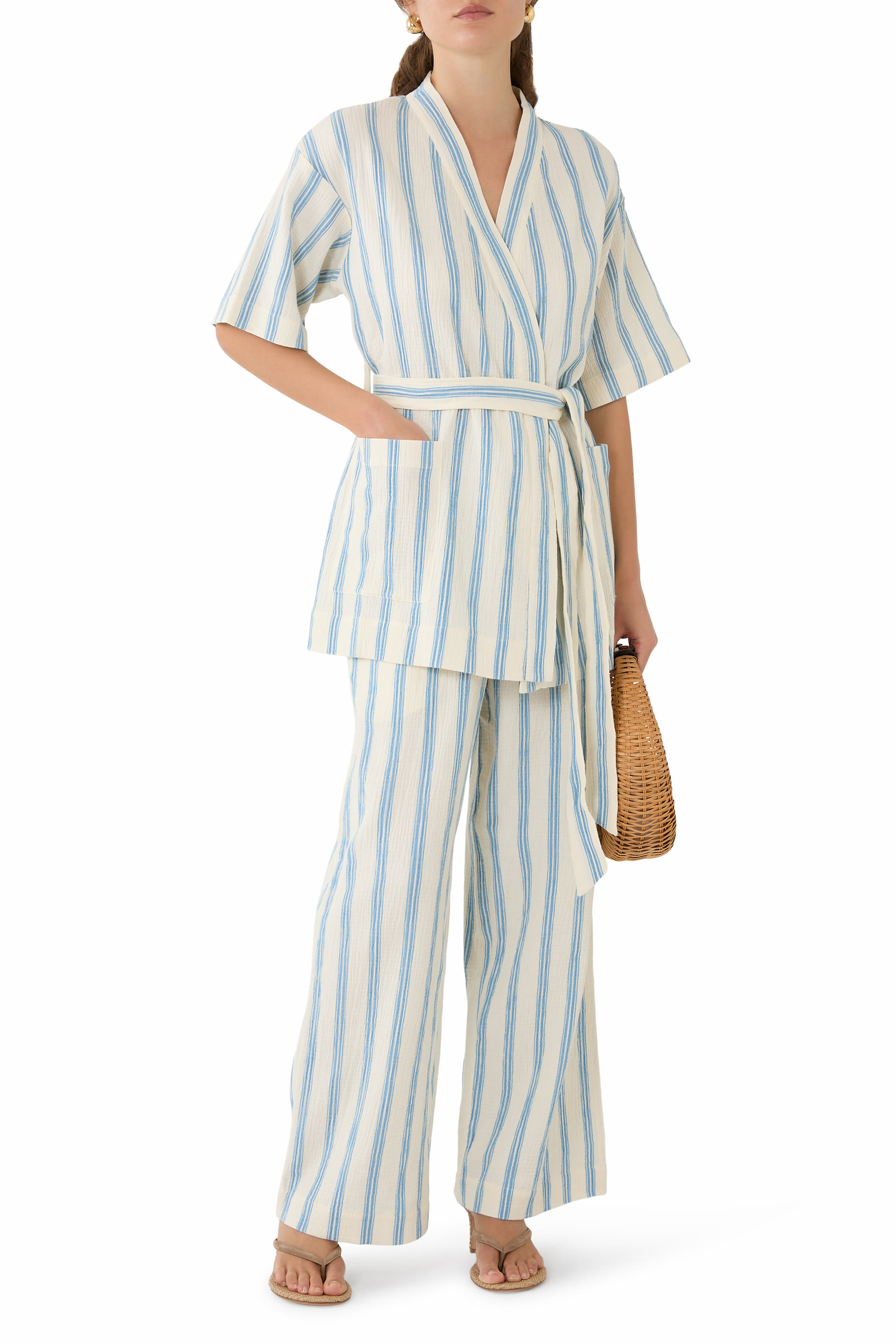 تونيك فين بتصميم ملفوف