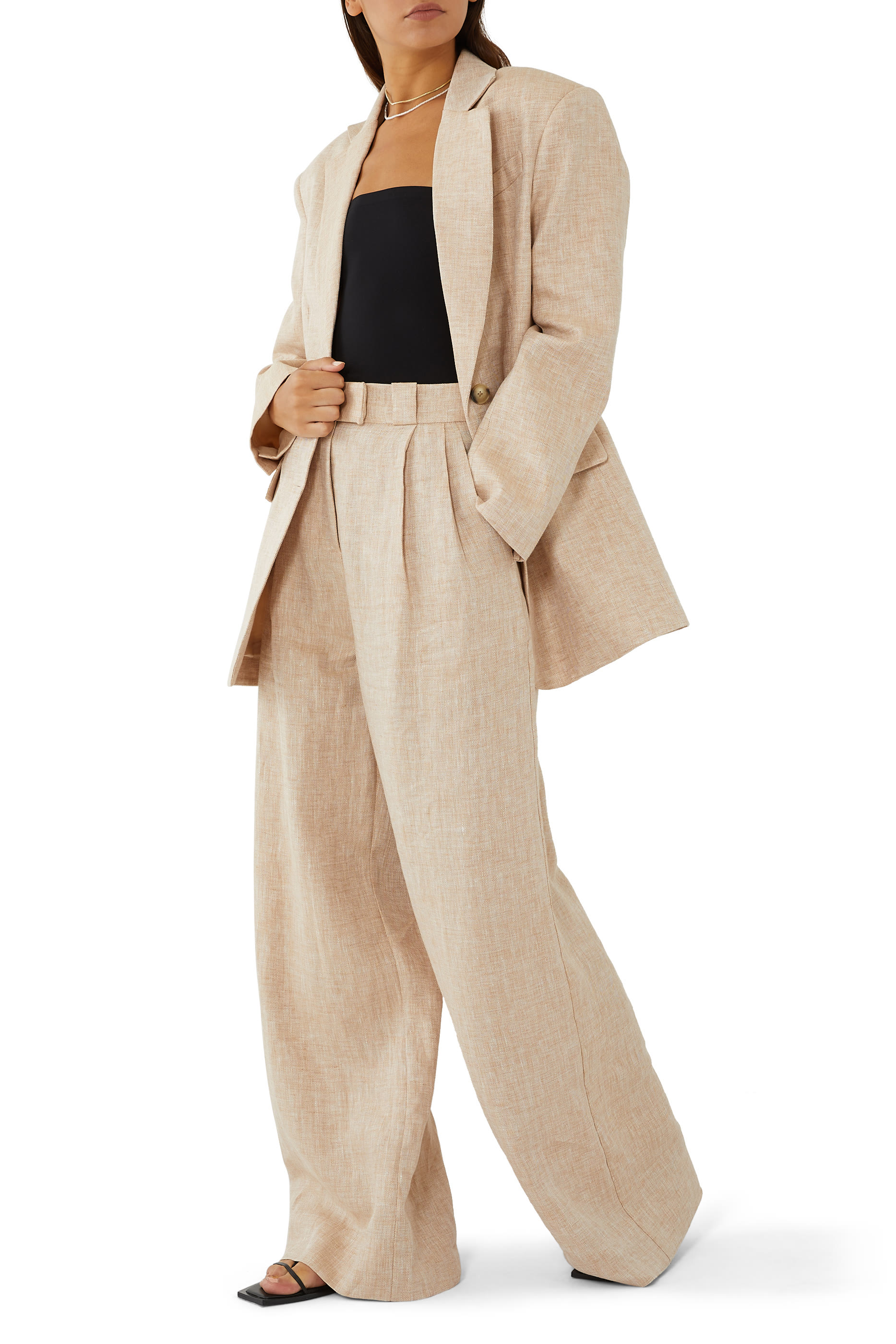 بلوزة فاتال ضيقة