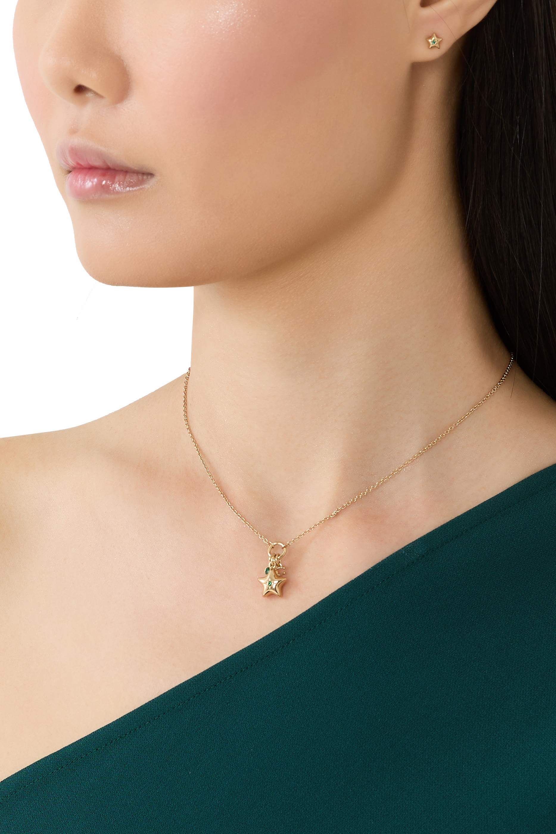 طقم قلادة بدلاية وأقراط بتصميم نجمة