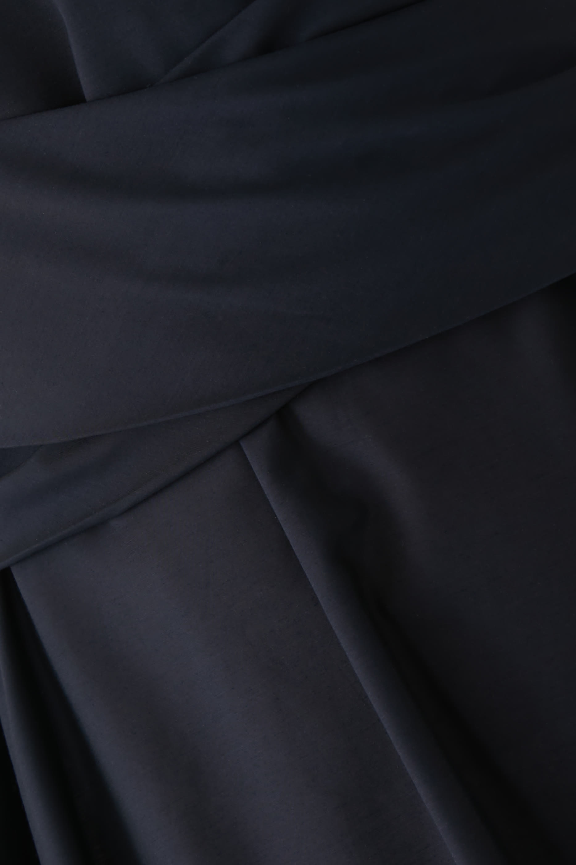 فستان متوسط الطول بخصر بتصميم ملفوف