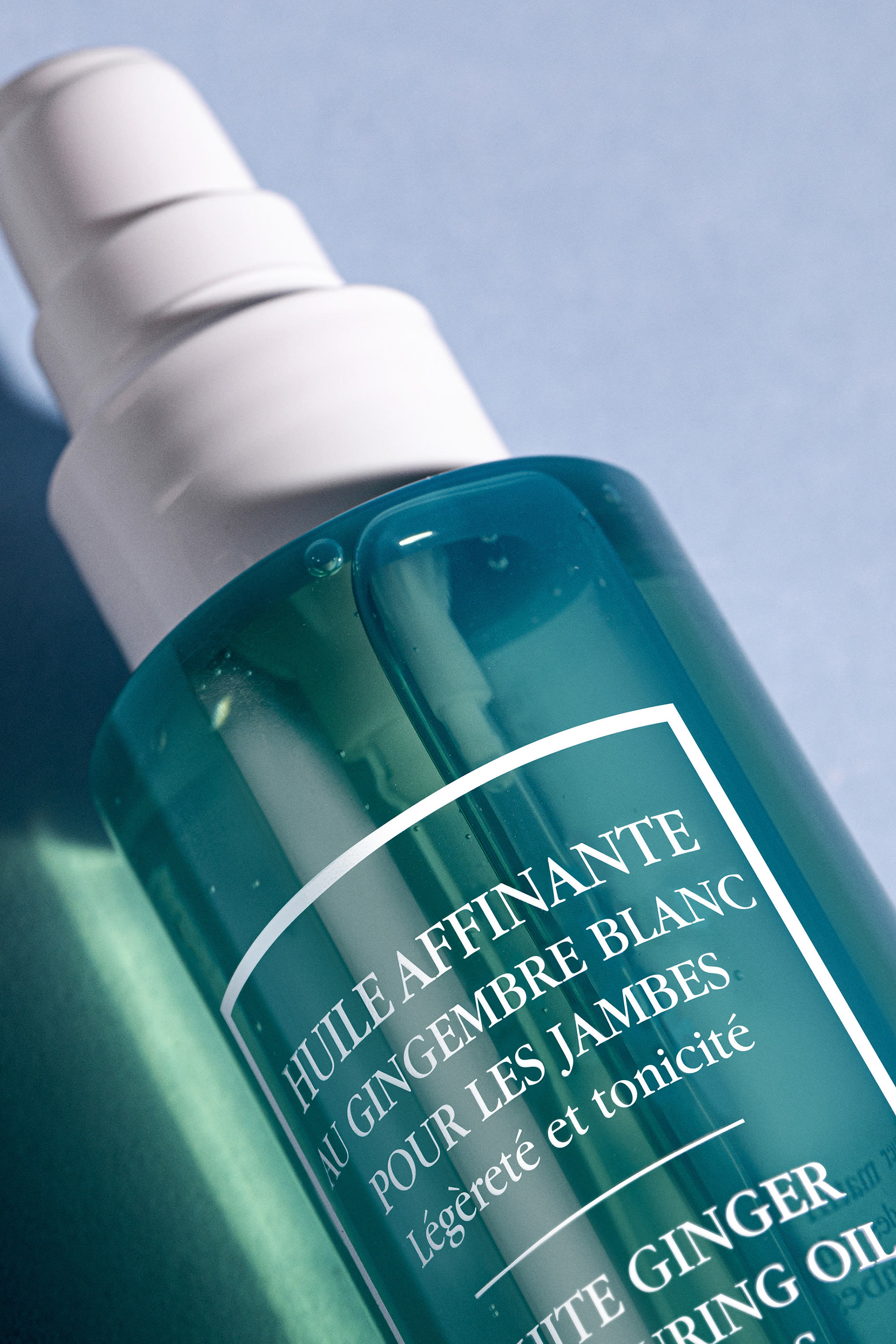 زيت الزنجبيل الأبيض لنحت الساقين