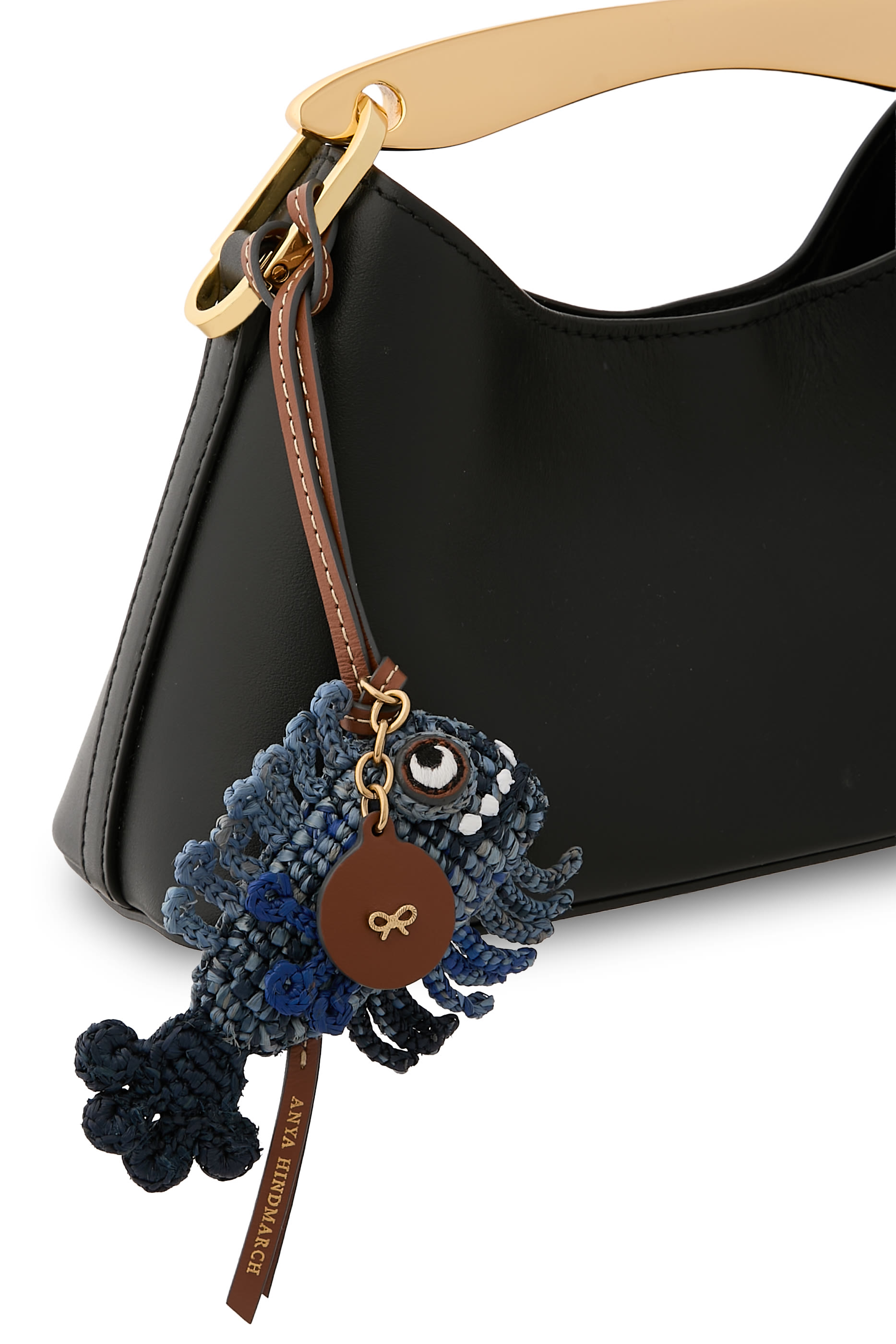 حلية بتصميم مخلوق بحري