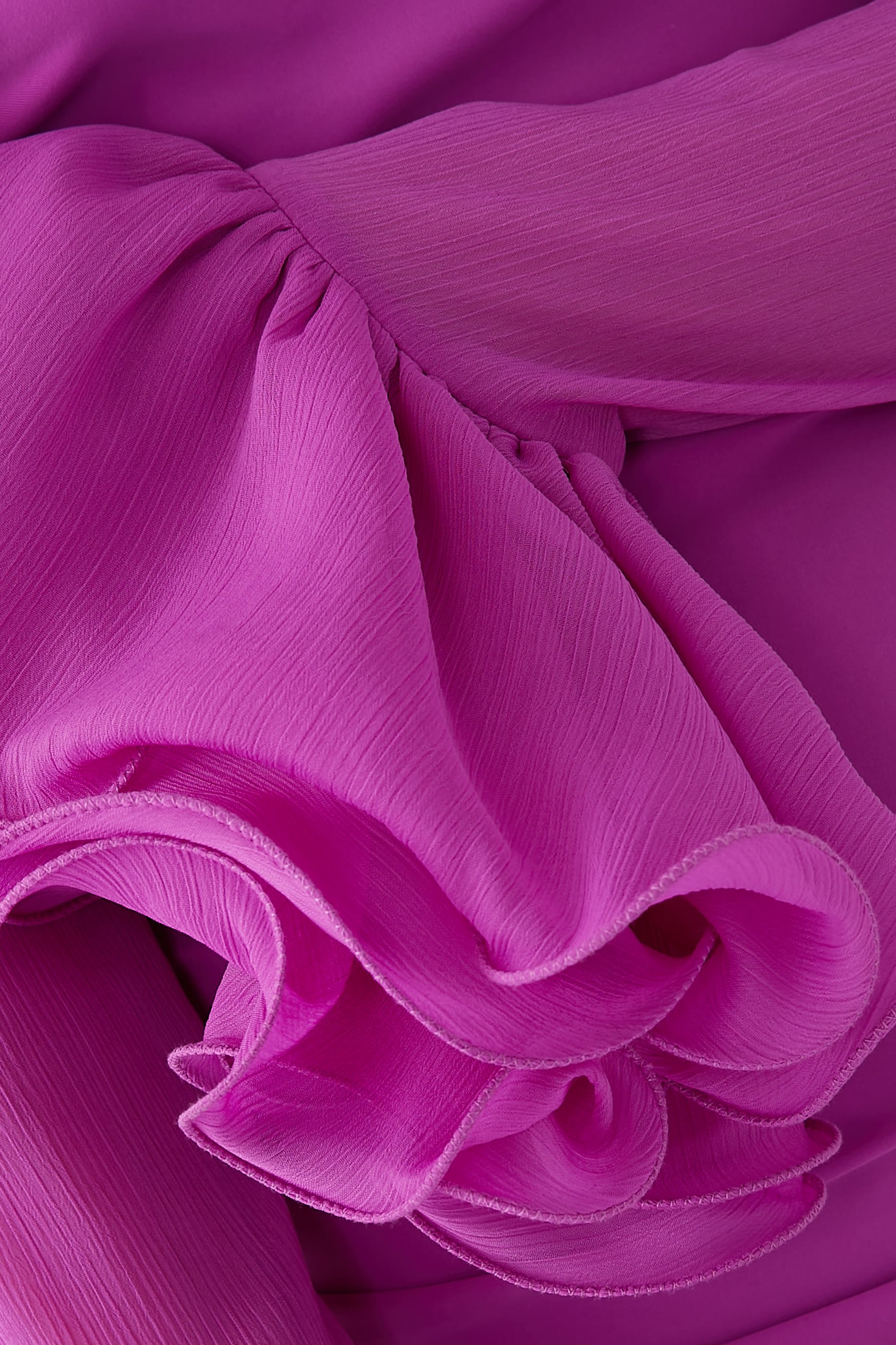 فستان قصير مكشكش شيفون