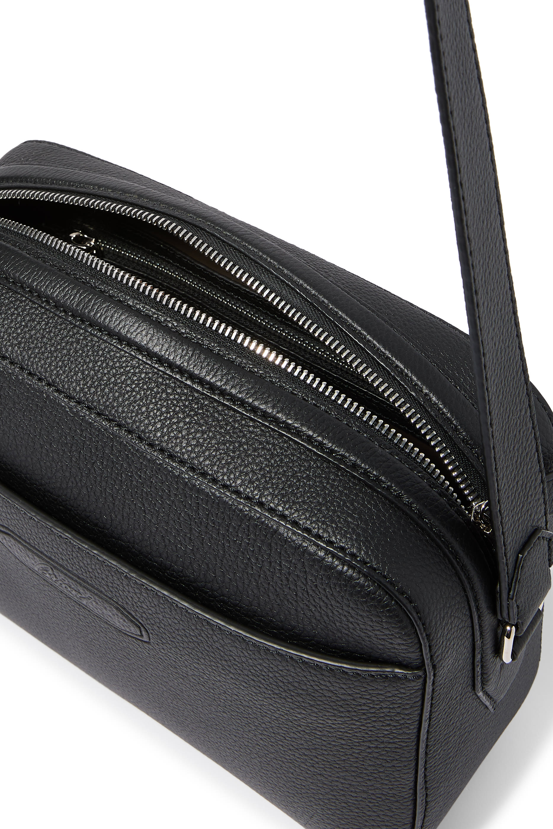 حقيبة كروس بشعار الماركة