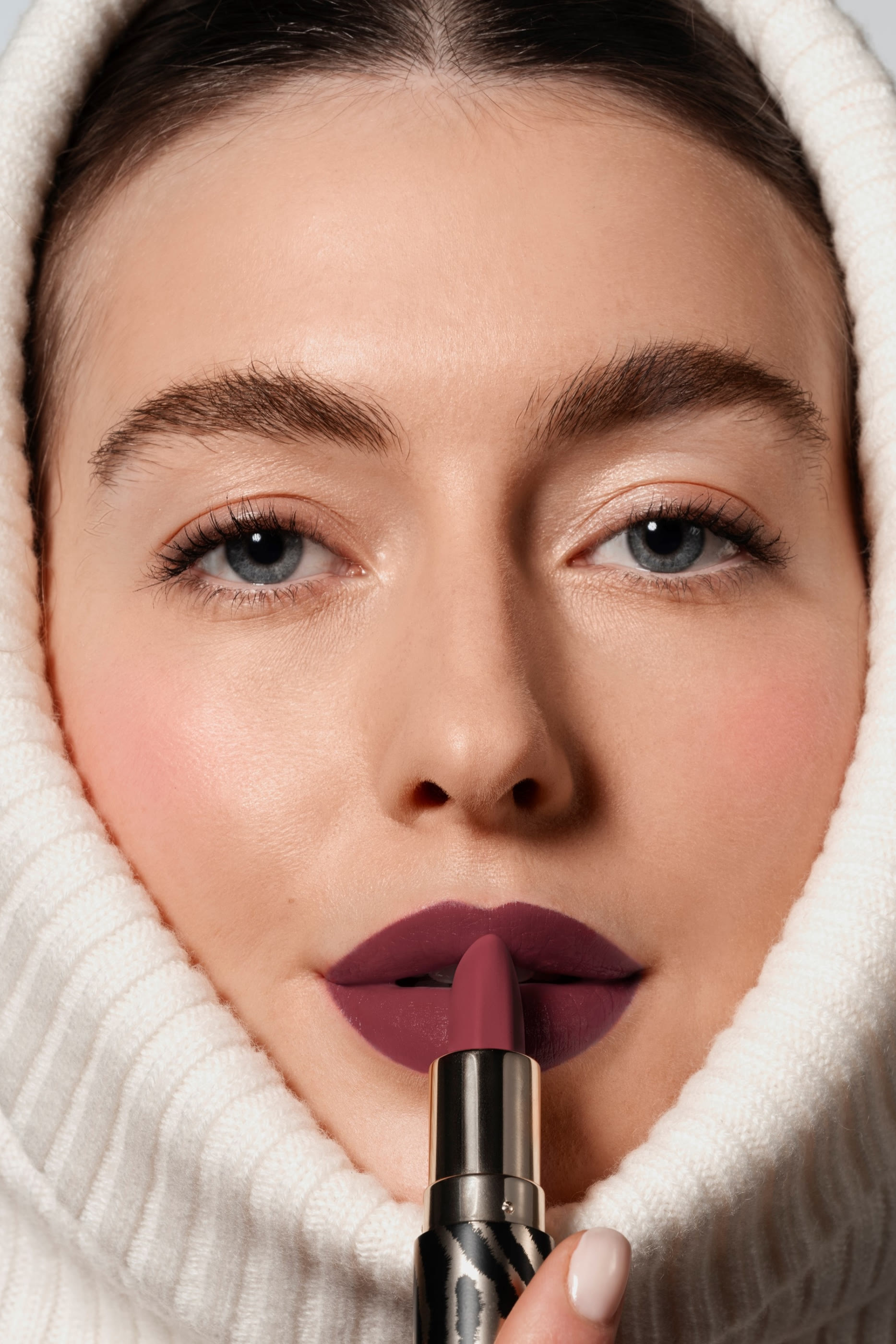 أحمر شفاه فيتو روج فيلفت