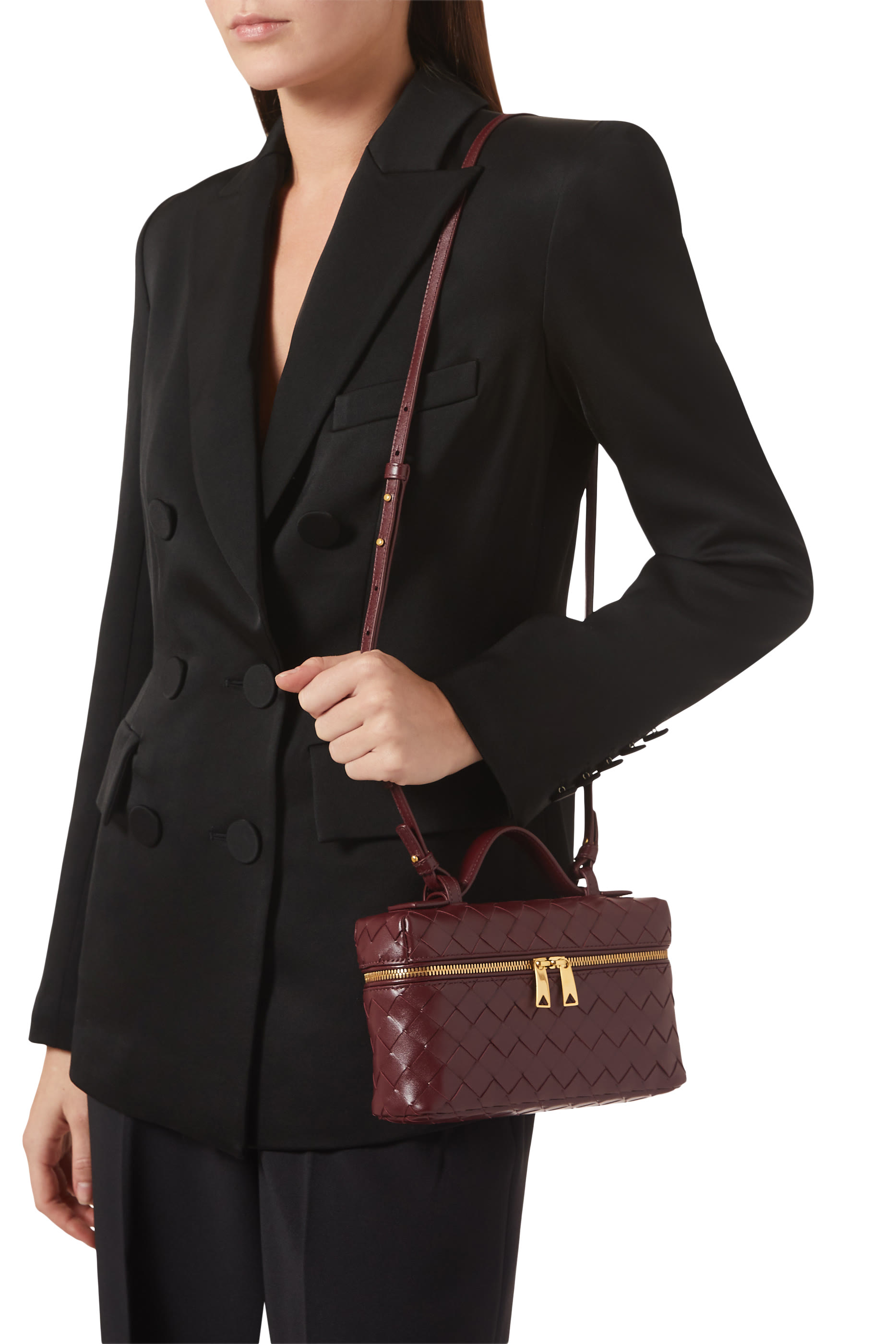 حقيبة مستحضرات تجميل بحمالة