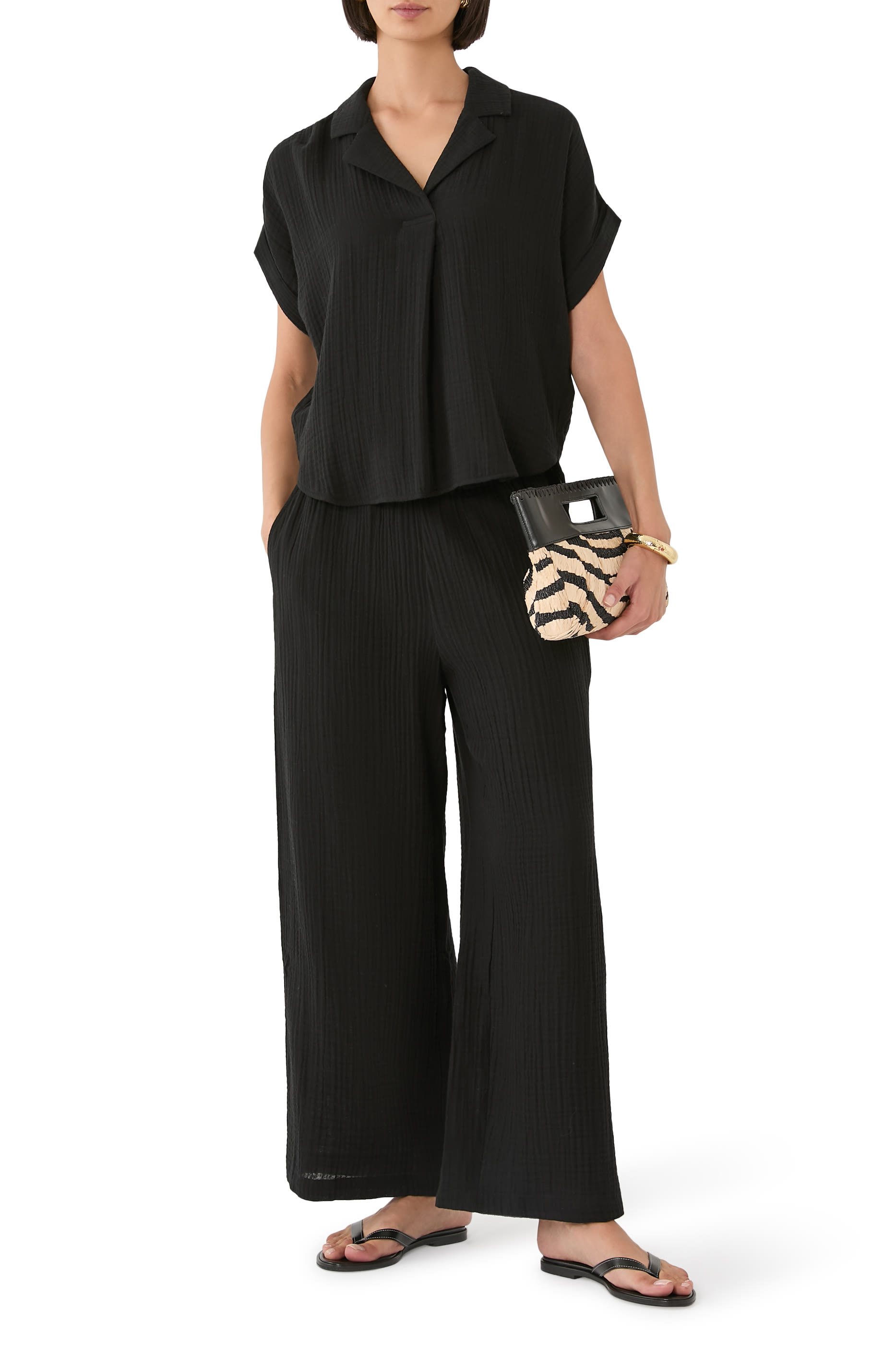 بلوزة بطيات صدر V قطن عضوي خفيف