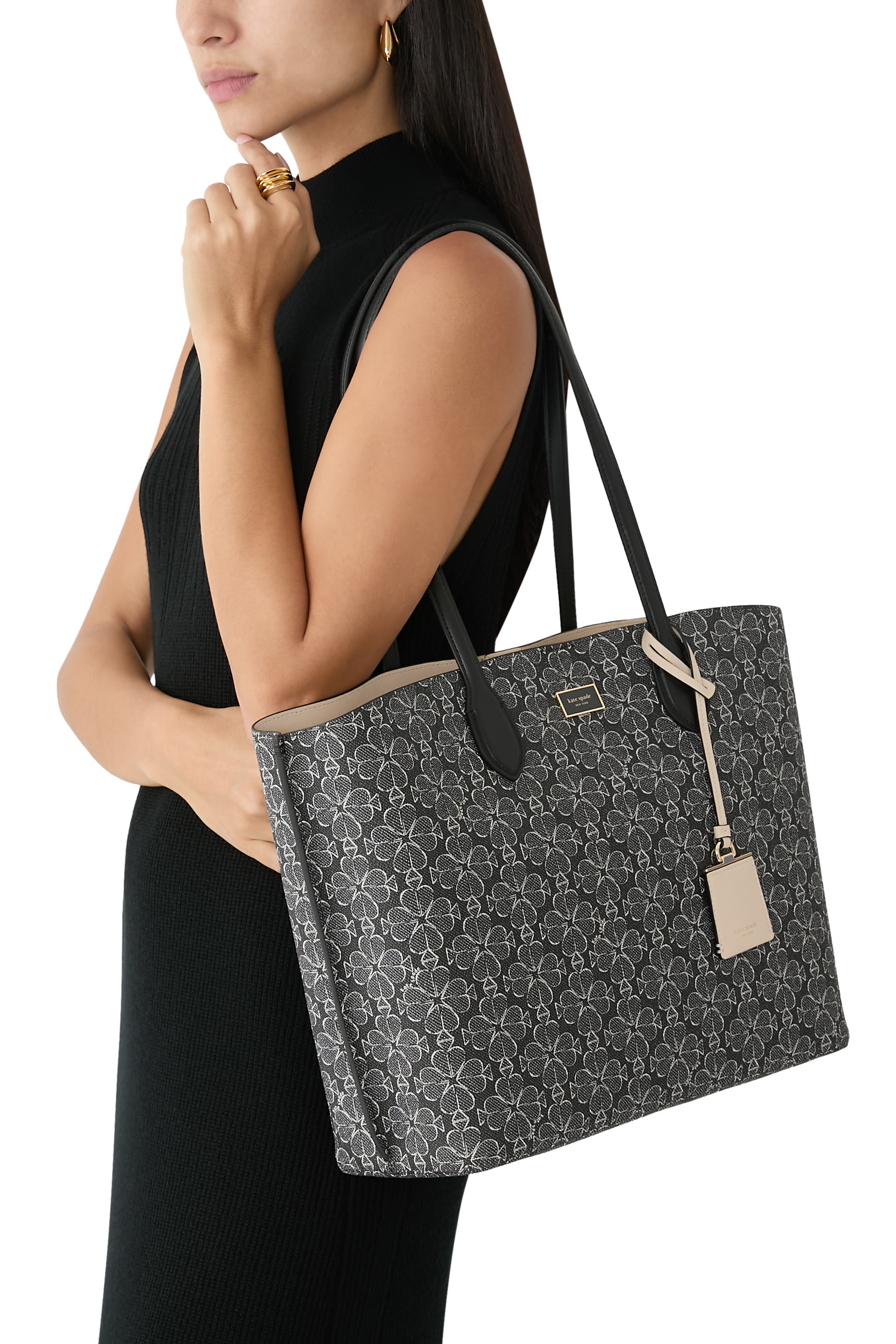 حقيبة يد كروس بودي سويت بنقشة زهور بالشكل البستوني