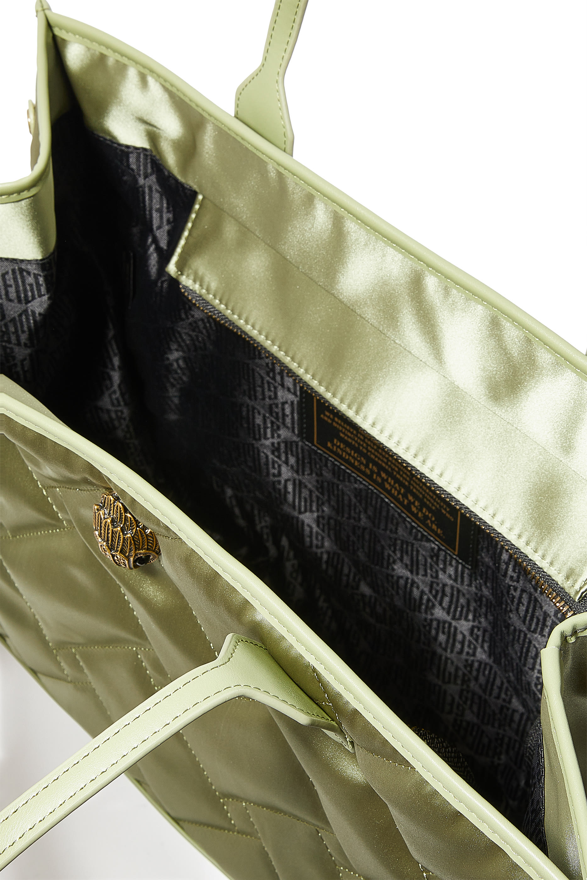 حقيبة يد بتصميم مربع نايلون معاد تدويره